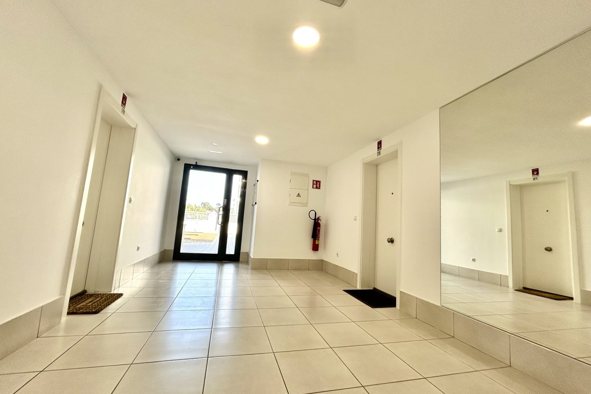 Revânzare - Apartament -
Villamartin - Costa Blanca