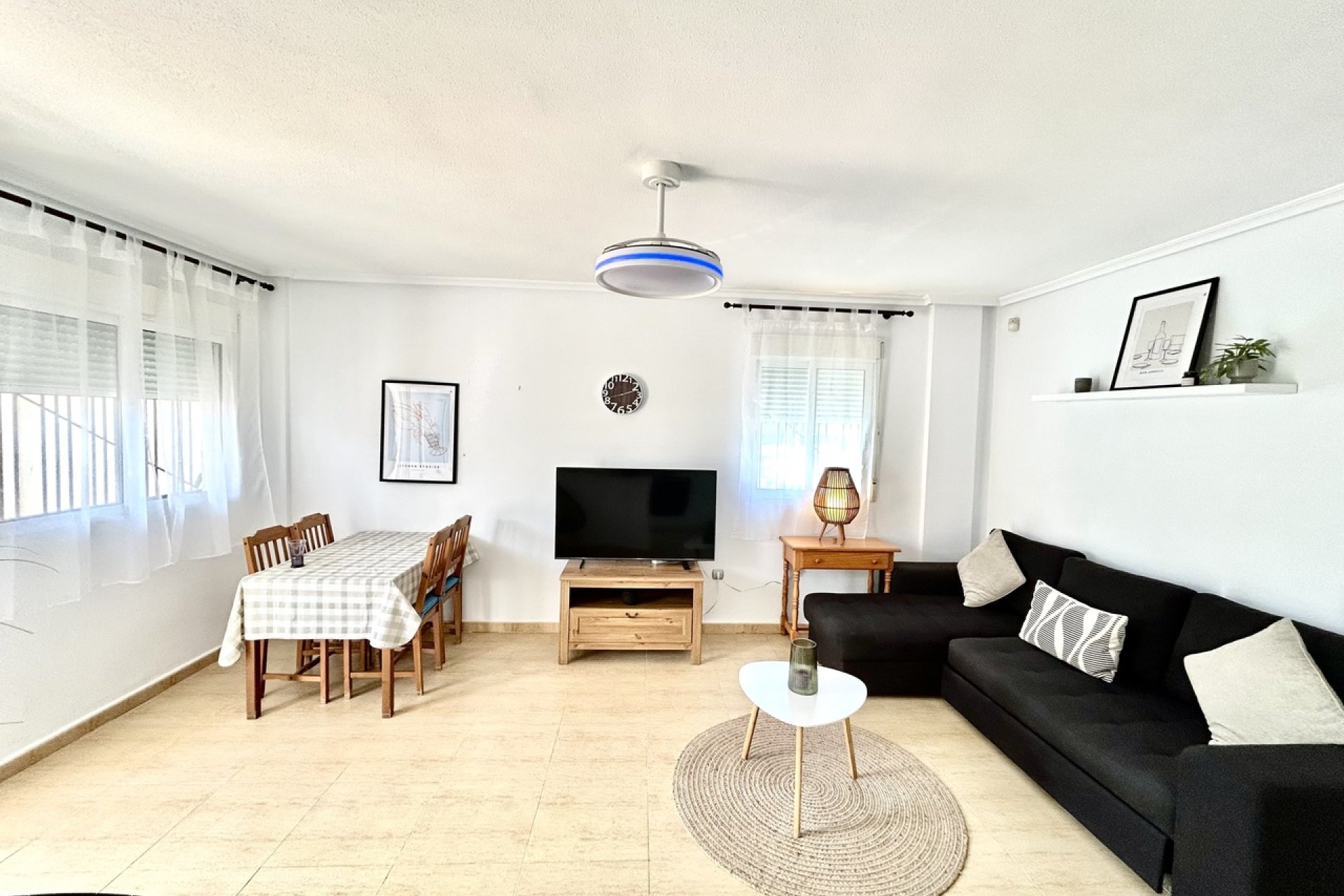 Revânzare - Apartament -
Villamartin - Costa Blanca