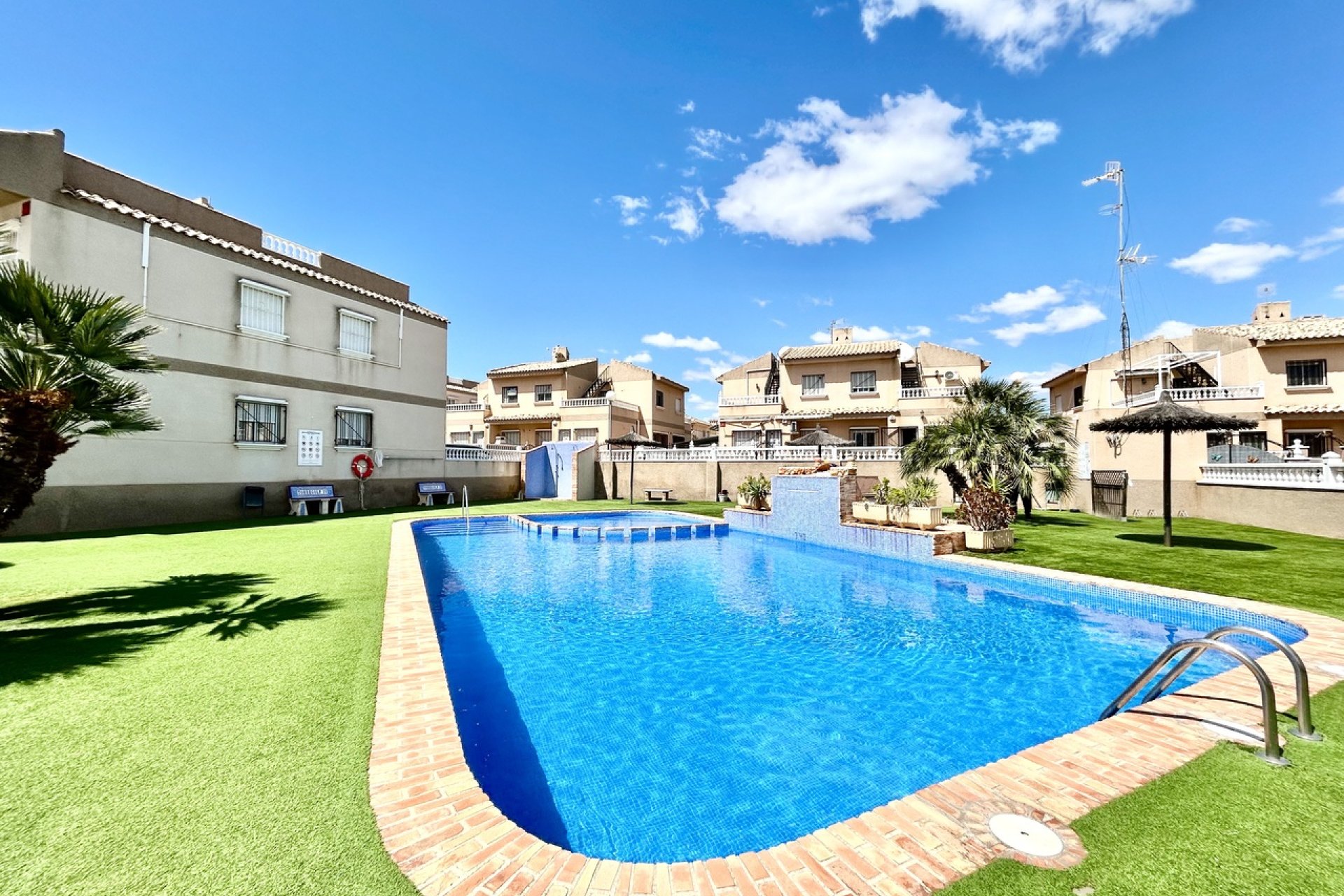 Revânzare - Apartament -
Villamartin - Costa Blanca