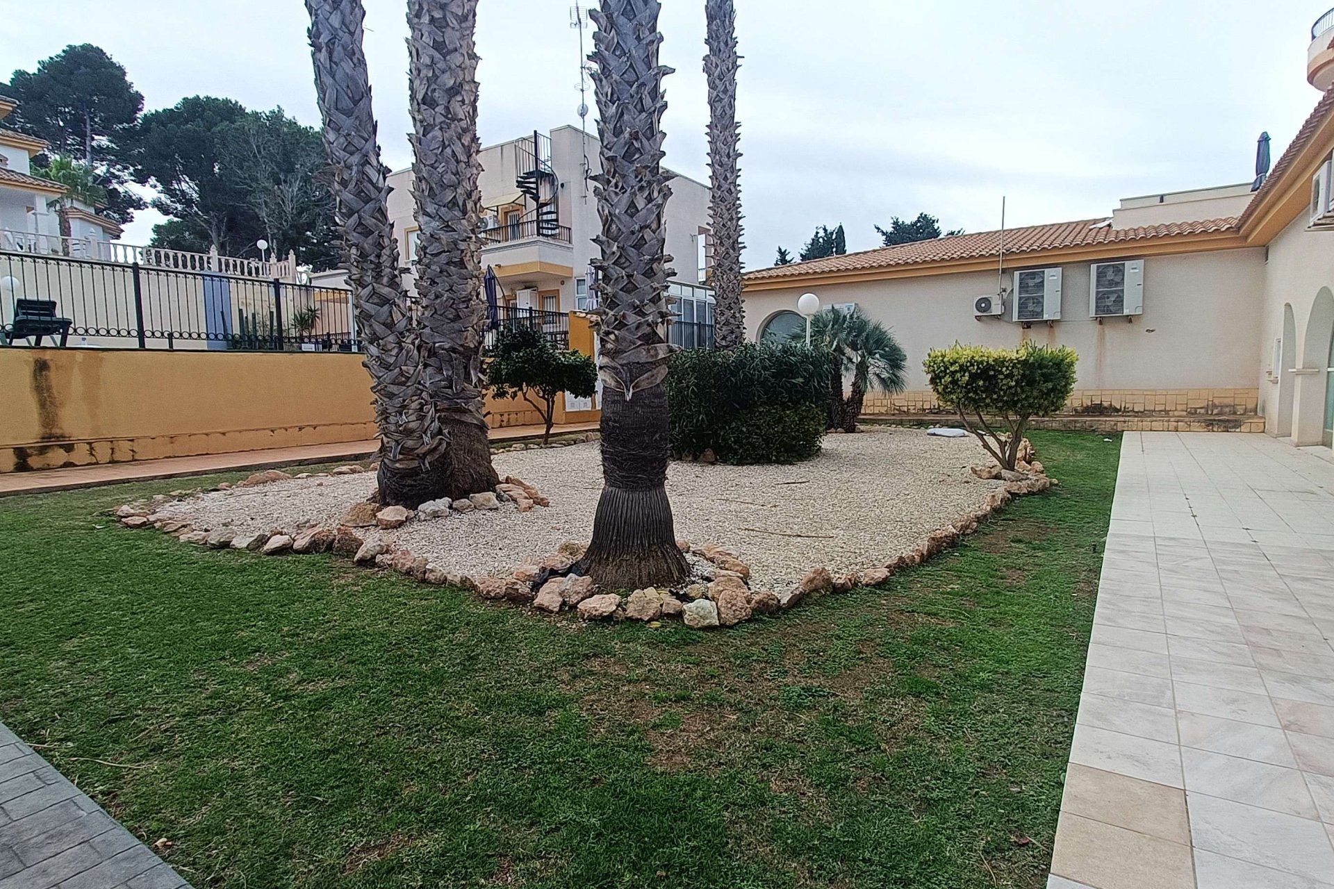 Revânzare - Apartament -
Villamartin - Costa Blanca