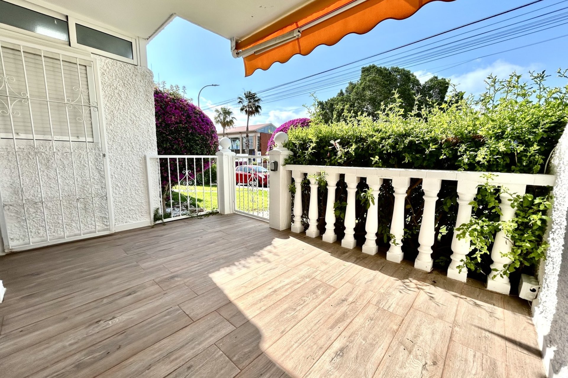 Revânzare - Apartament -
Villamartin - Costa Blanca