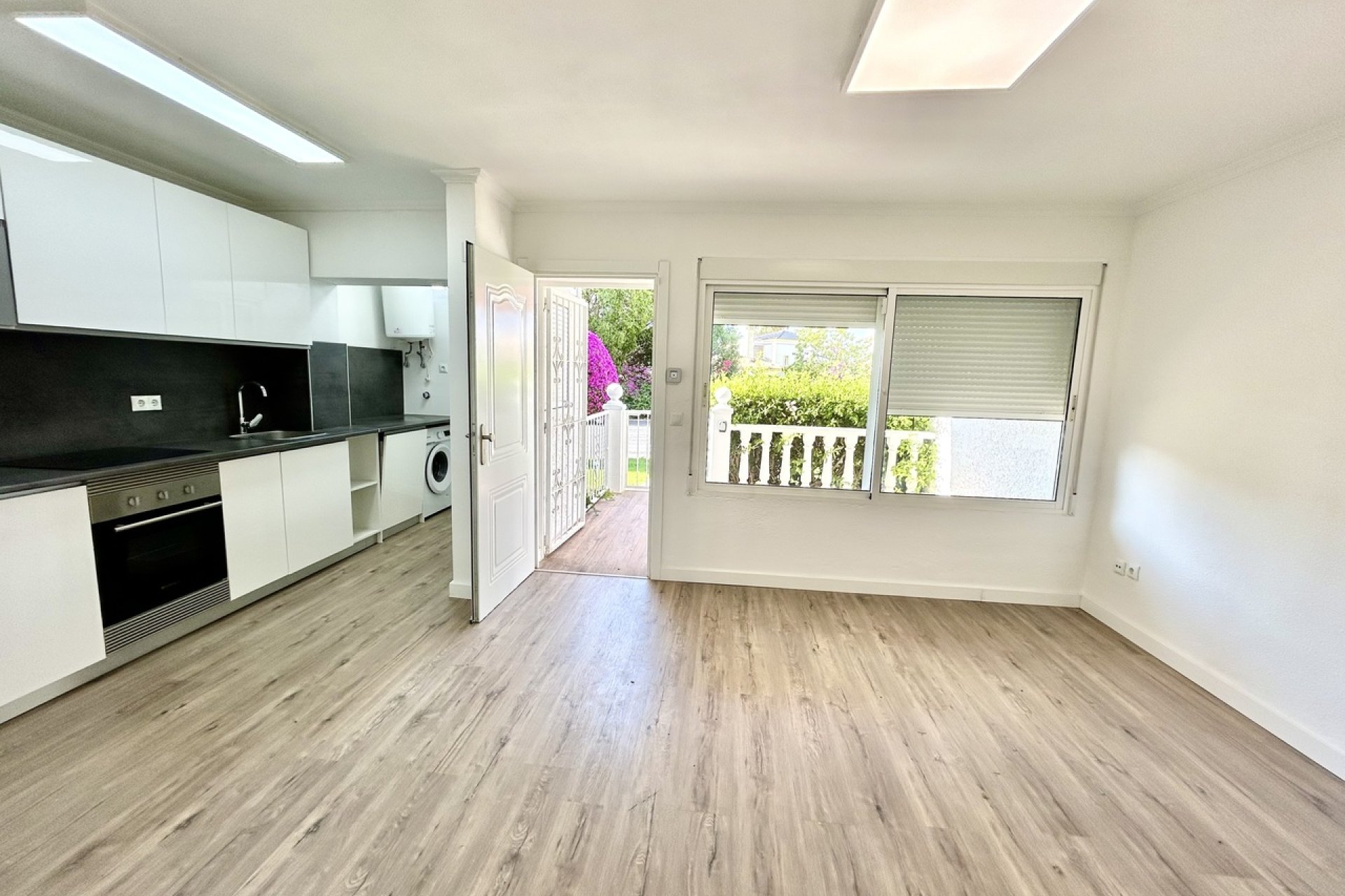 Revânzare - Apartament -
Villamartin - Costa Blanca
