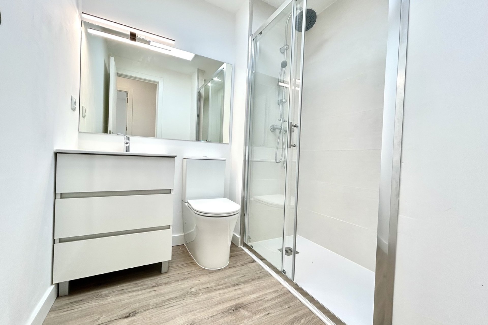 Revânzare - Apartament -
Villamartin - Costa Blanca