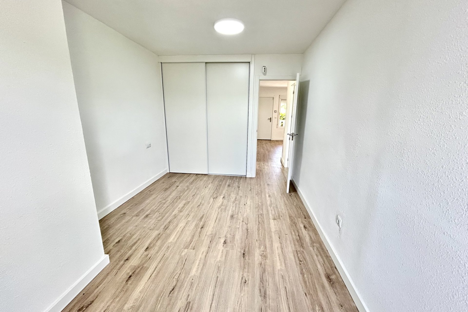 Revânzare - Apartament -
Villamartin - Costa Blanca