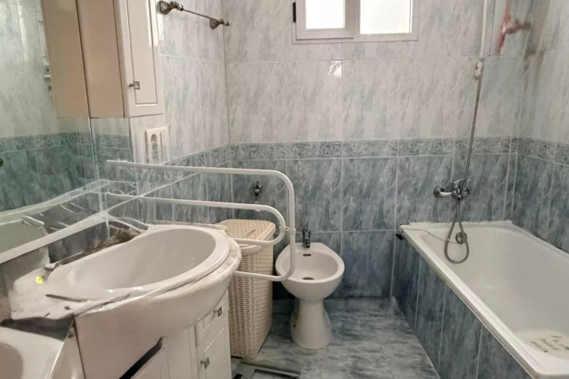 Revânzare - Apartament -
Villamartin - Costa Blanca