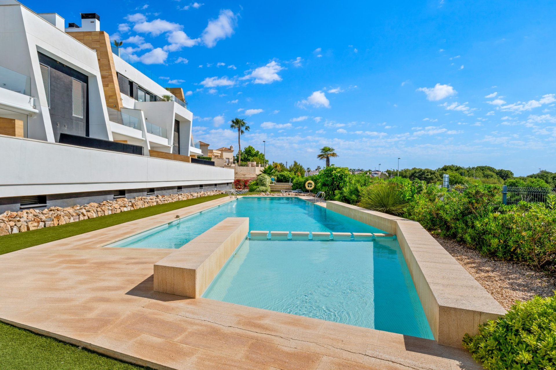 Revânzare - Apartament -
Villamartin - Costa Blanca
