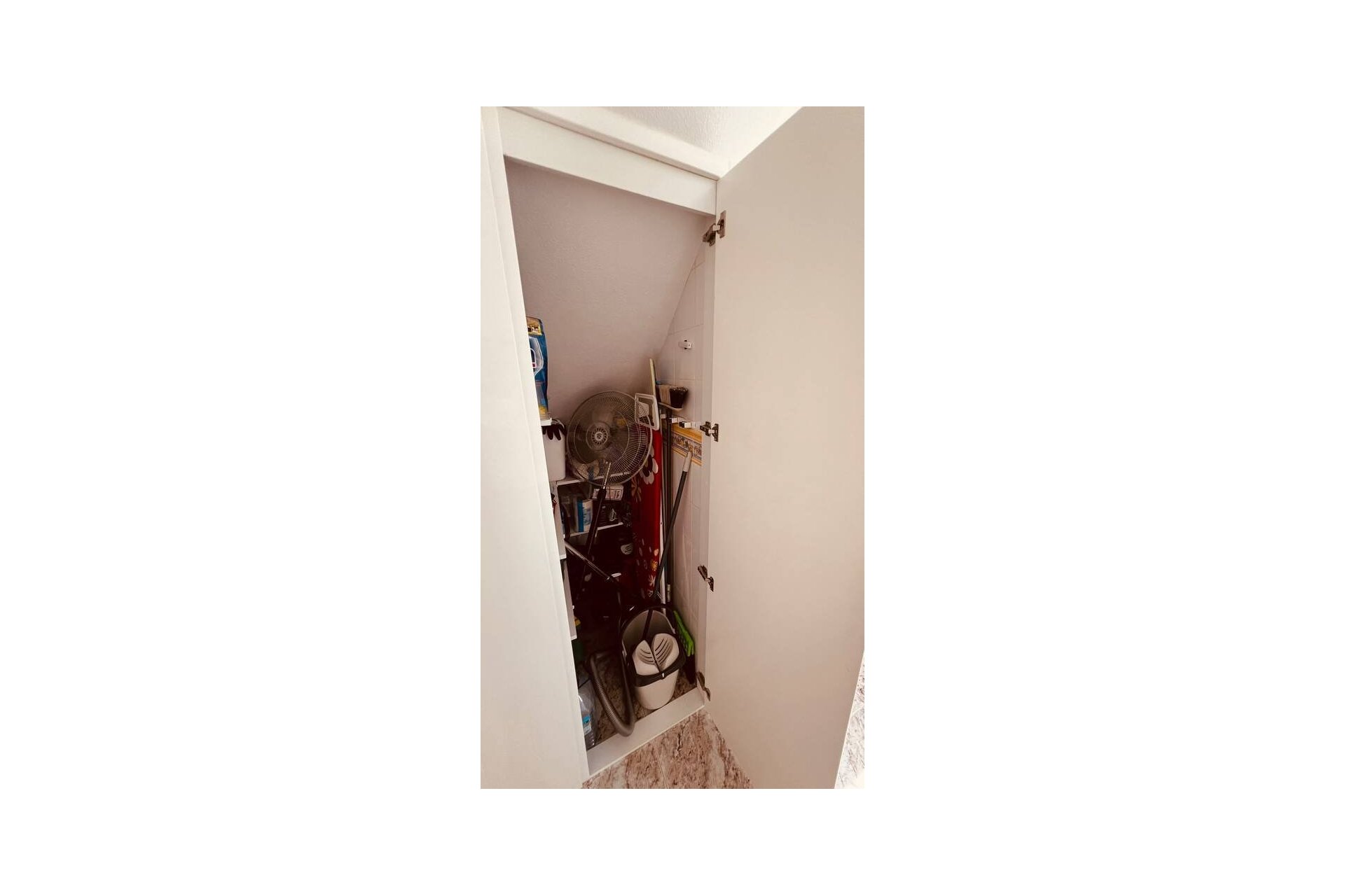 Revânzare - Apartament -
Villamartin - Costa Blanca
