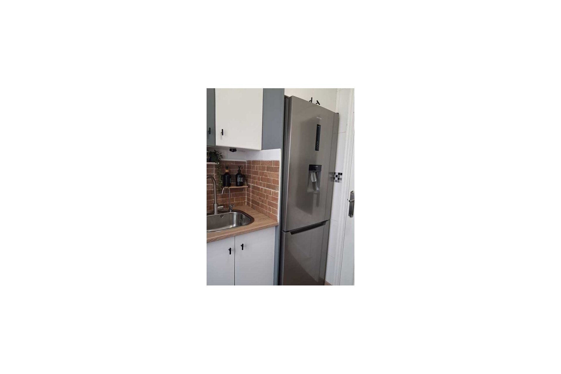 Revânzare - Apartament -
Vistabella Golf Entre Naranjos - Inland