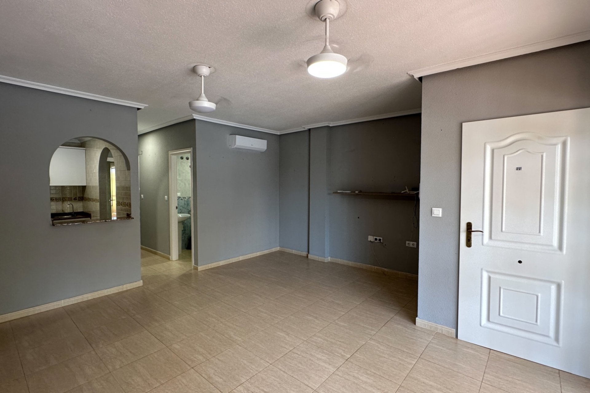 Revânzare - Bungalou -
Daya Nueva - Costa Blanca