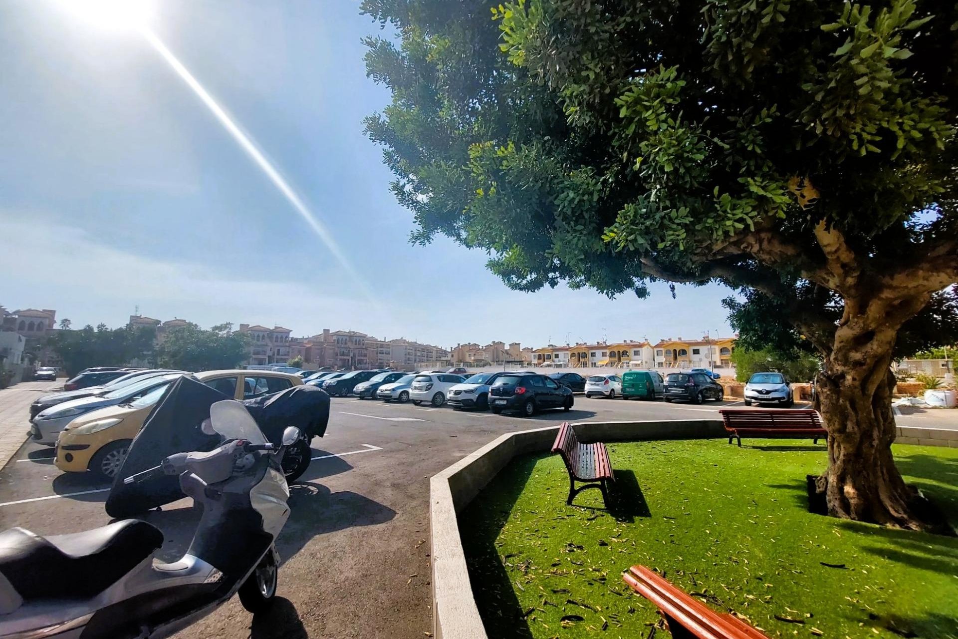 Revânzare - Bungalou -
Orihuela Costa - Costa Blanca