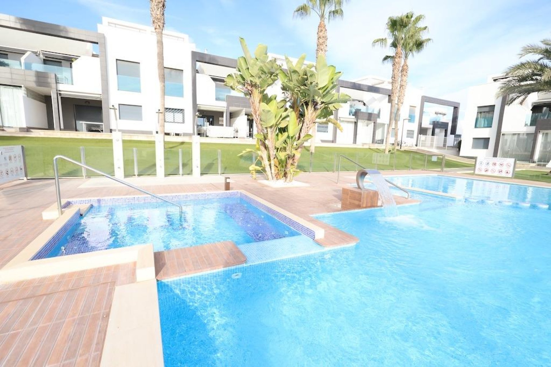 Revânzare - Bungalou -
Orihuela Costa - Costa Blanca