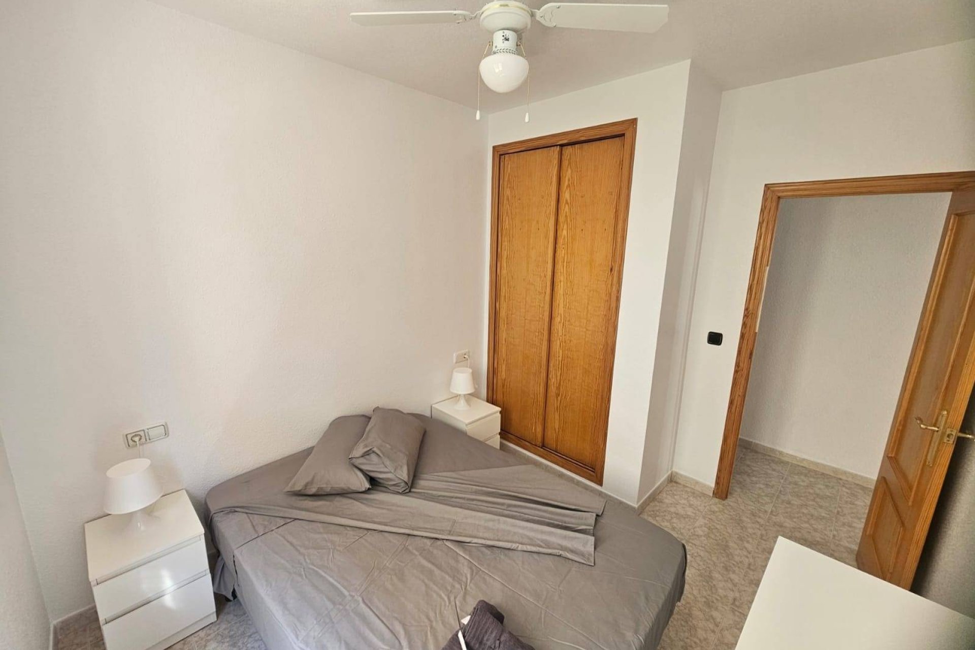 Revânzare - Bungalou -
Orihuela Costa - La Zenia