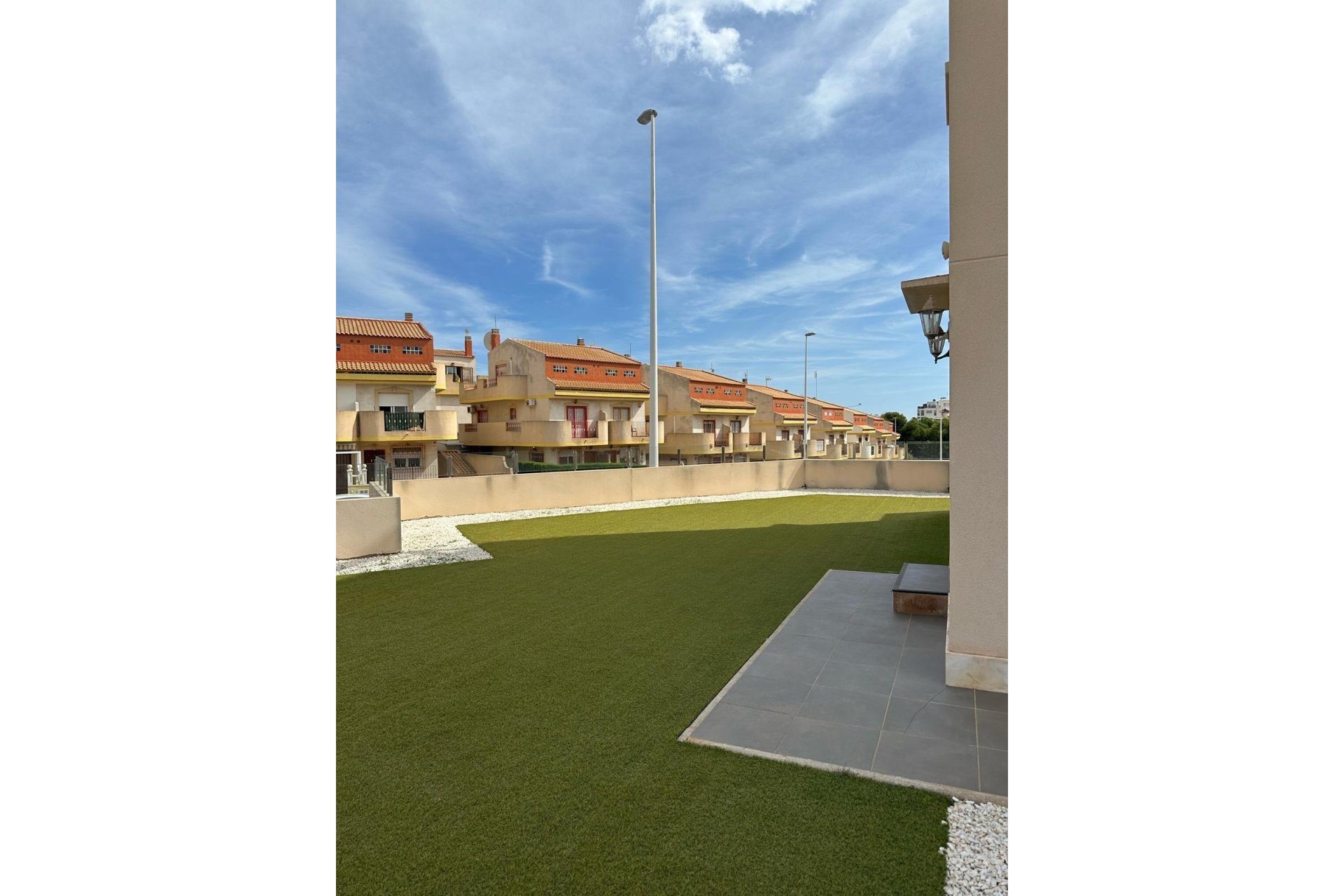 Revânzare - Bungalou -
Orihuela Costa - La Zenia