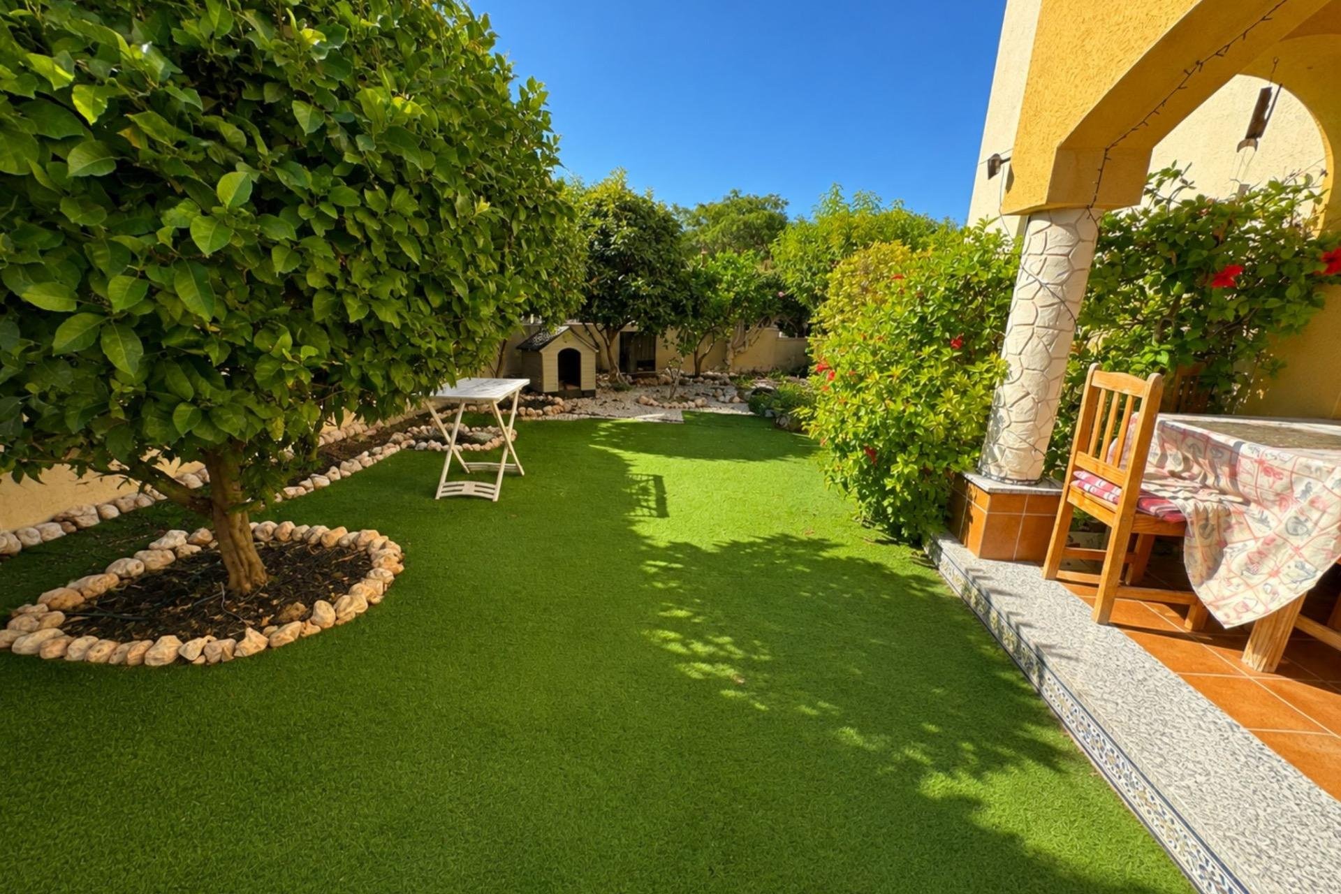 Revânzare - Bungalou -
Orihuela Costa - Lomas de Cabo Roig
