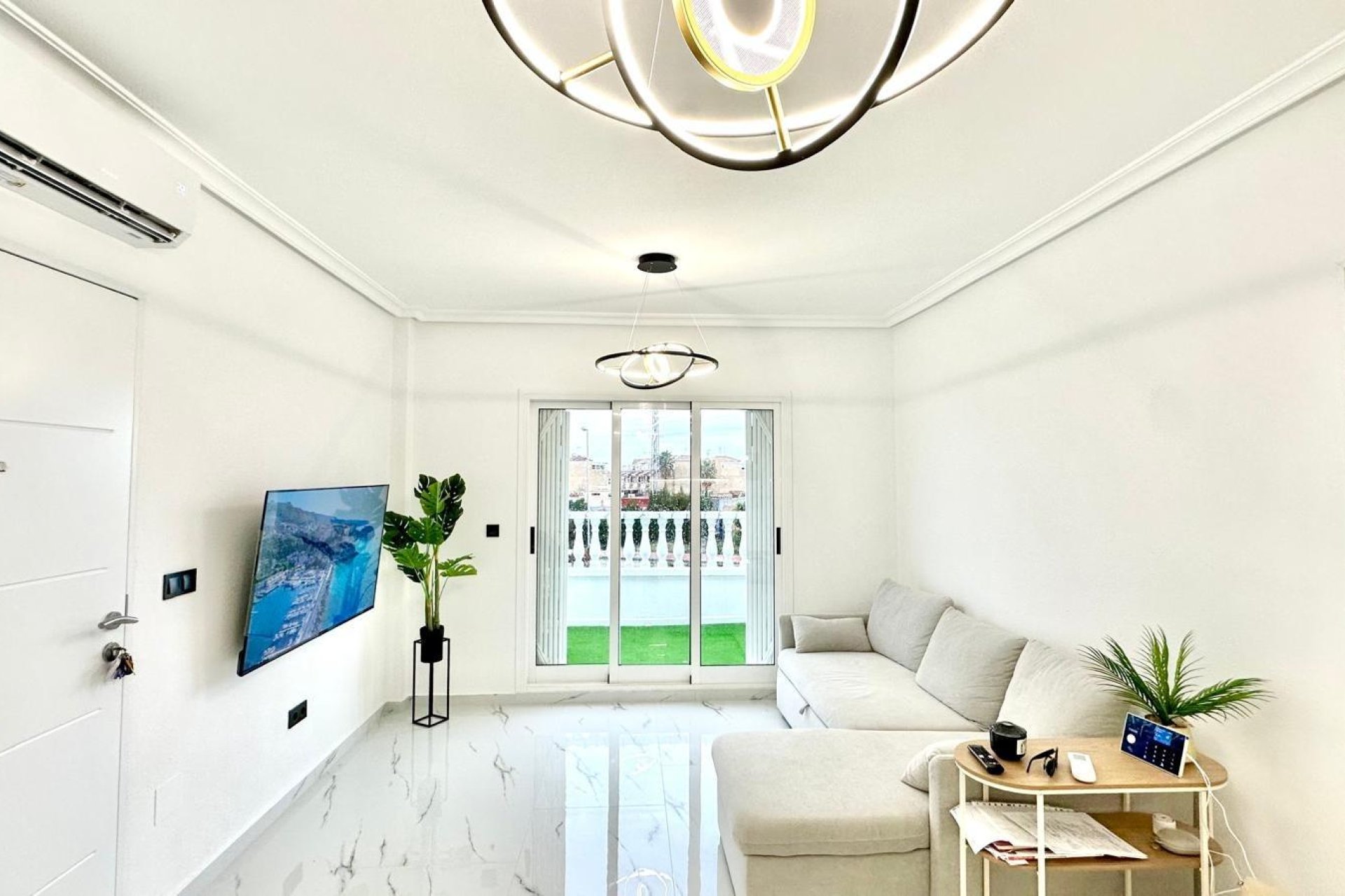 Revânzare - Bungalou -
Orihuela Costa - Playa Flamenca Norte