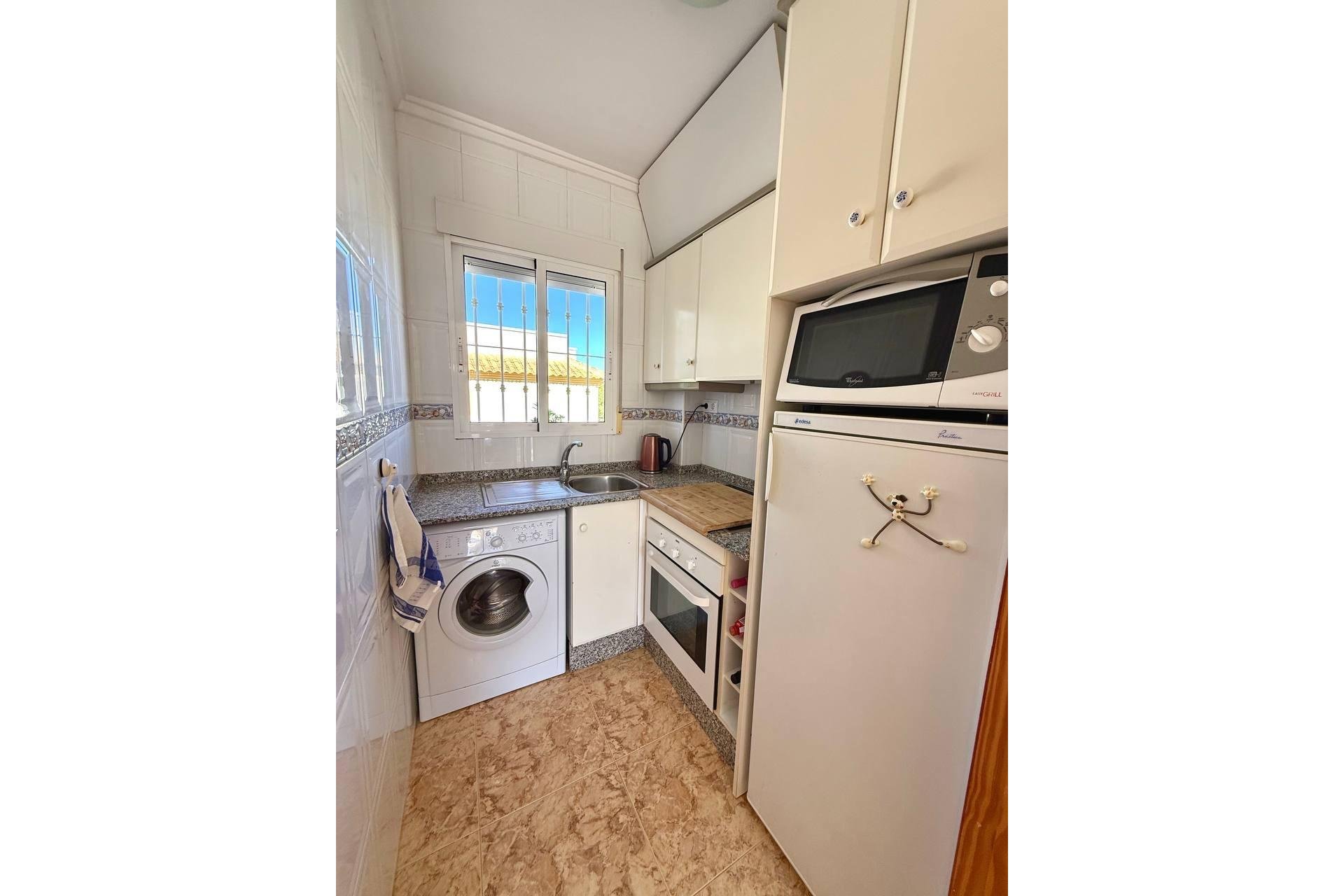 Revânzare - Bungalou -
Orihuela Costa - Rocio Del Mar