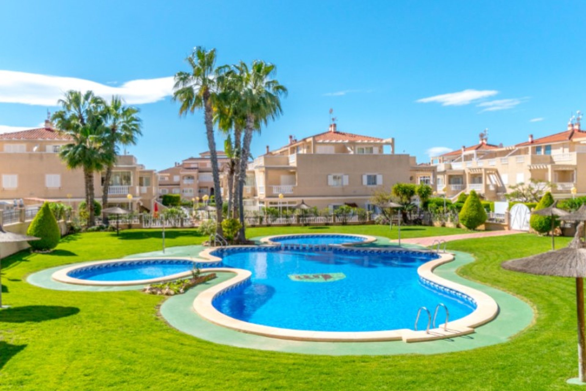 Revânzare - Bungalou -
Orihuela - Inland