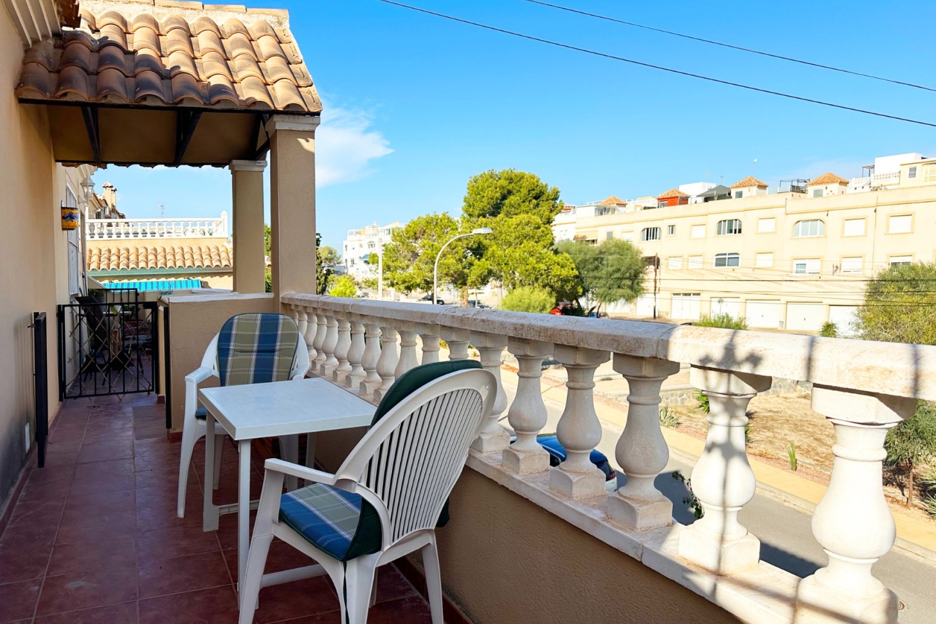 Revânzare - Bungalou -
San Miguel de Salinas - Inland