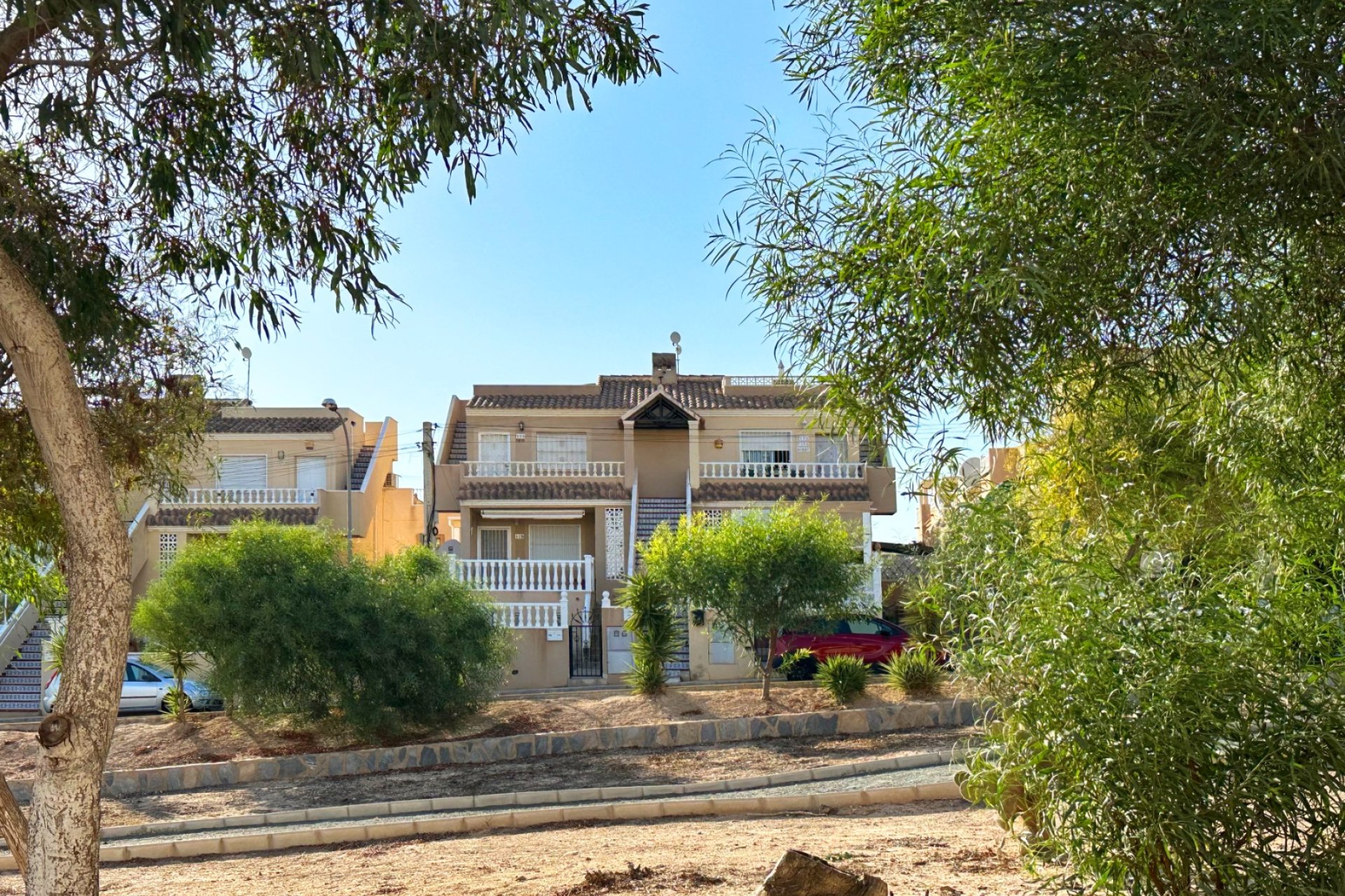 Revânzare - Bungalou -
San Miguel de Salinas - Inland