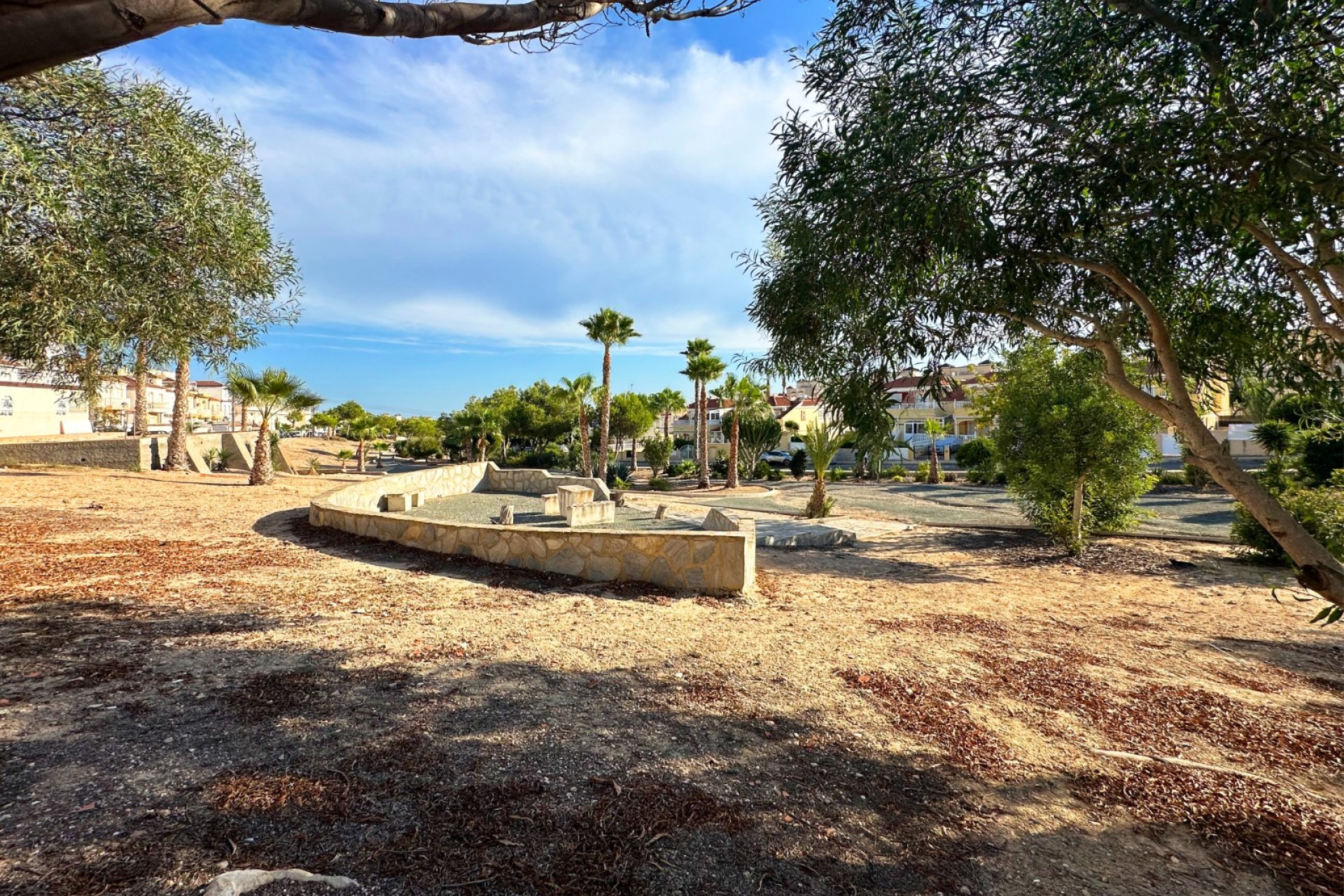 Revânzare - Bungalou -
San Miguel de Salinas - Inland