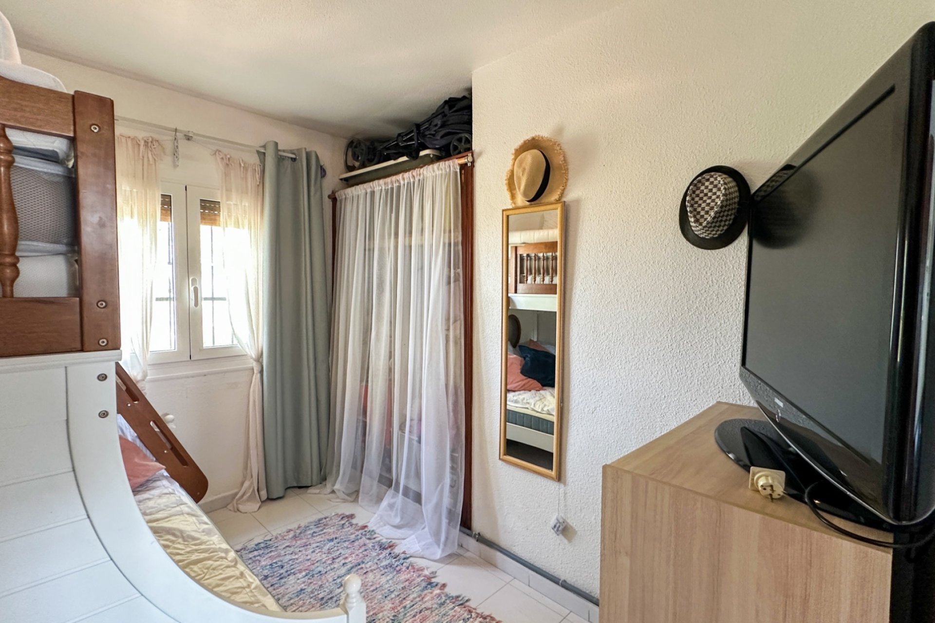 Revânzare - Bungalou -
San Miguel de Salinas - Inland