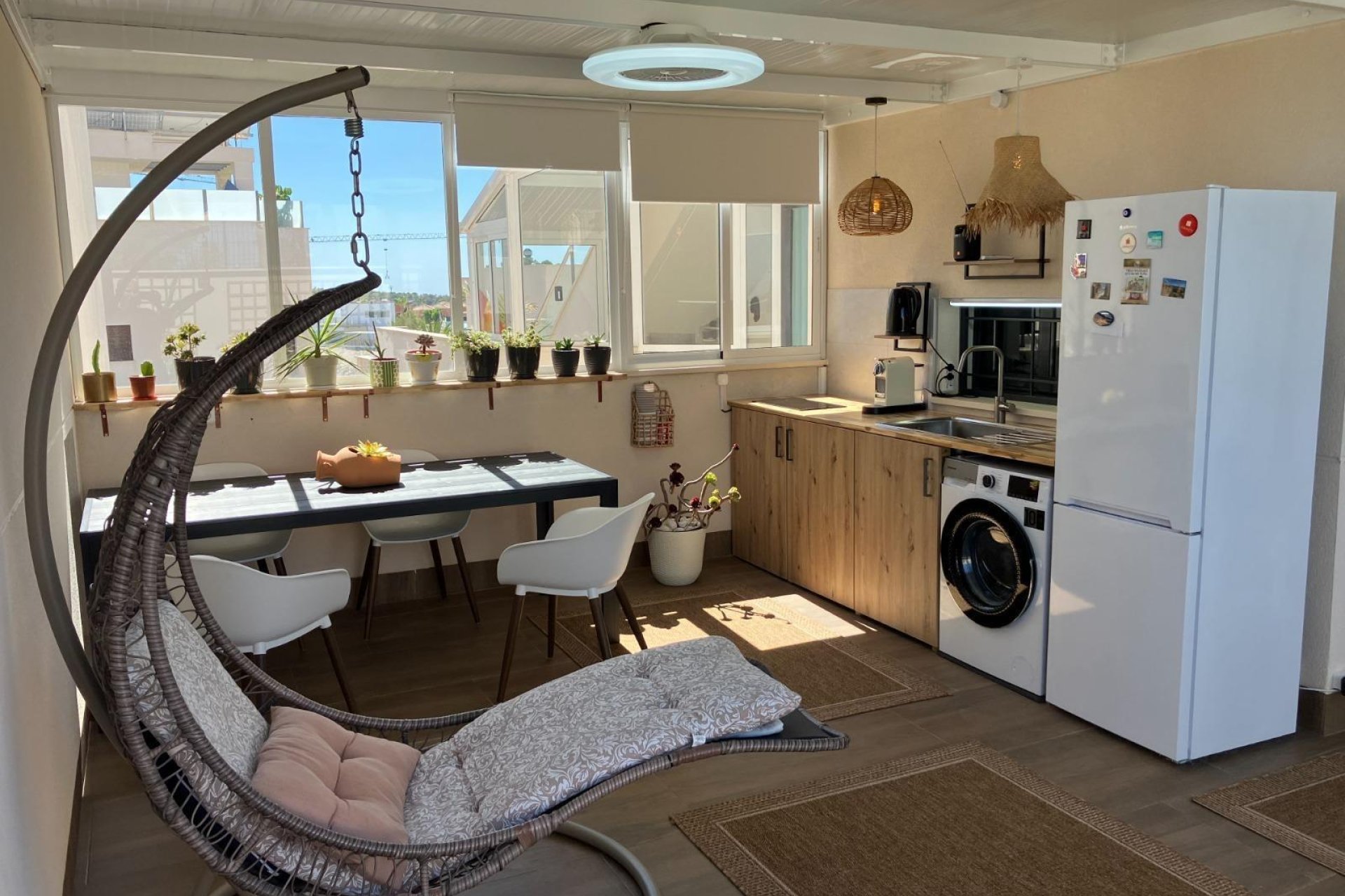 Revânzare - Bungalou -
San Miguel de Salinas - Las Colinas