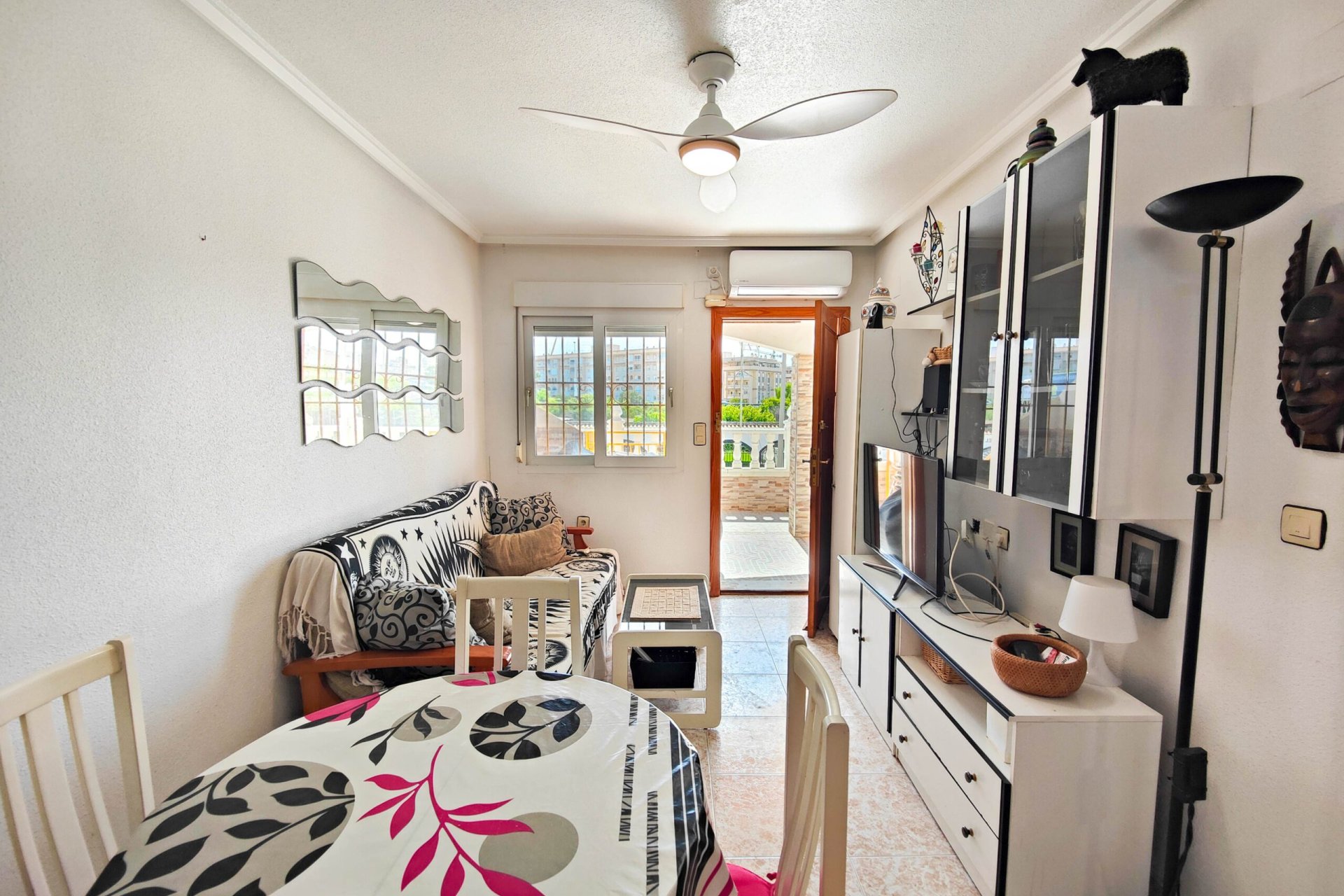 Revânzare - Bungalou -
Torrevieja - Costa Blanca