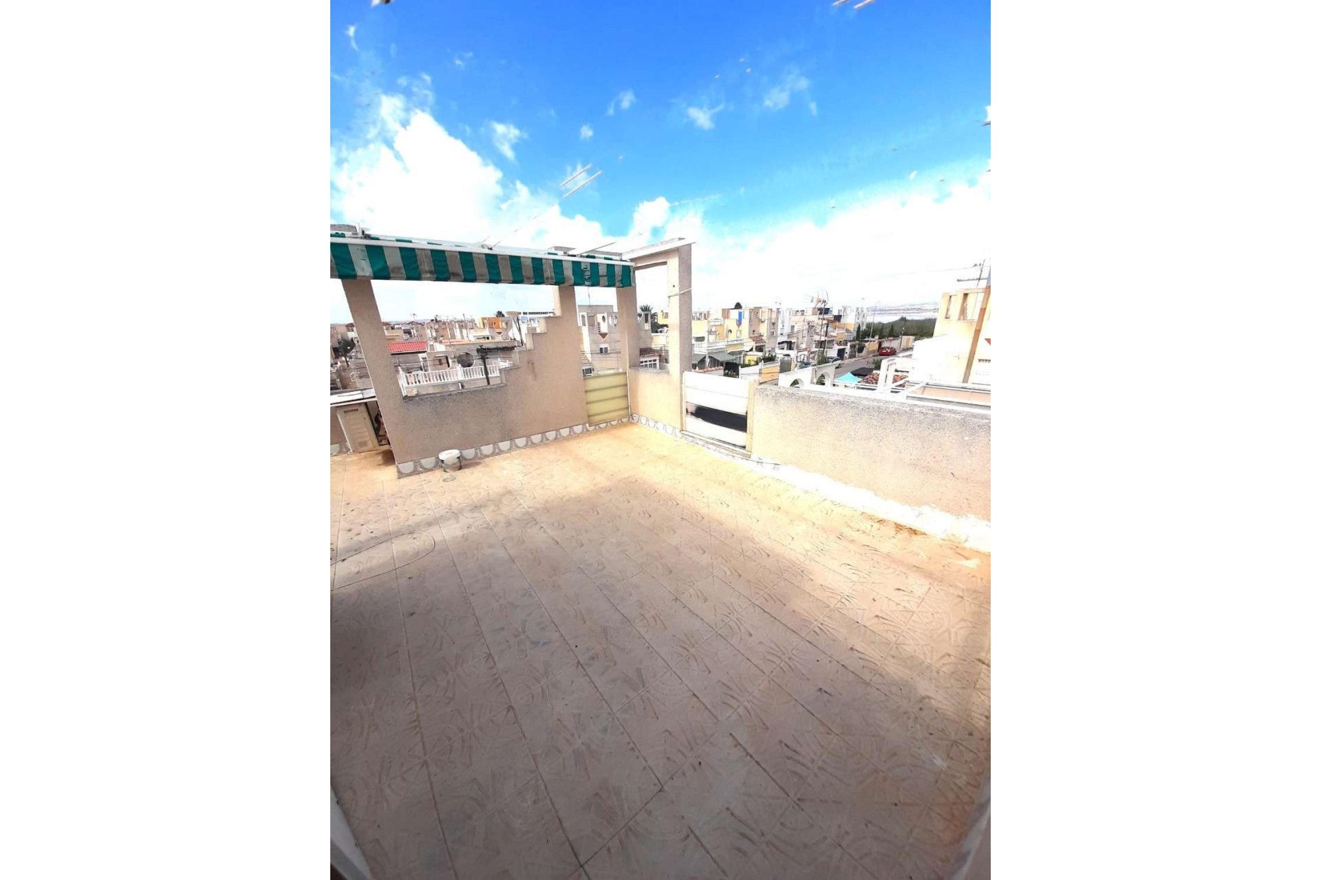 Revânzare - Bungalou -
Torrevieja - Costa Blanca