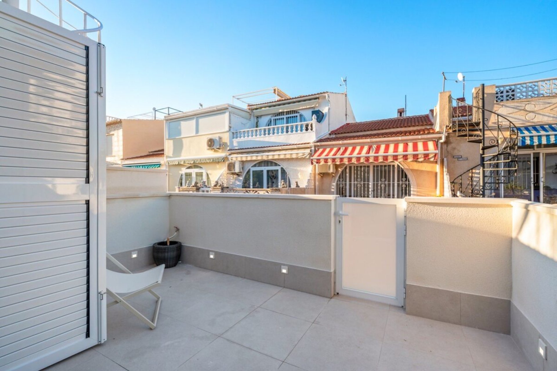 Revânzare - Bungalou -
Torrevieja - Costa Blanca
