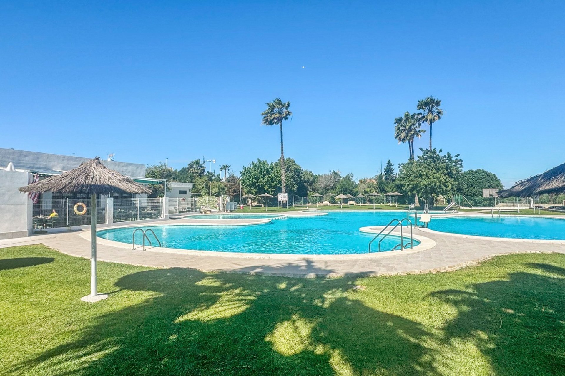 Revânzare - Bungalou -
Torrevieja - Costa Blanca