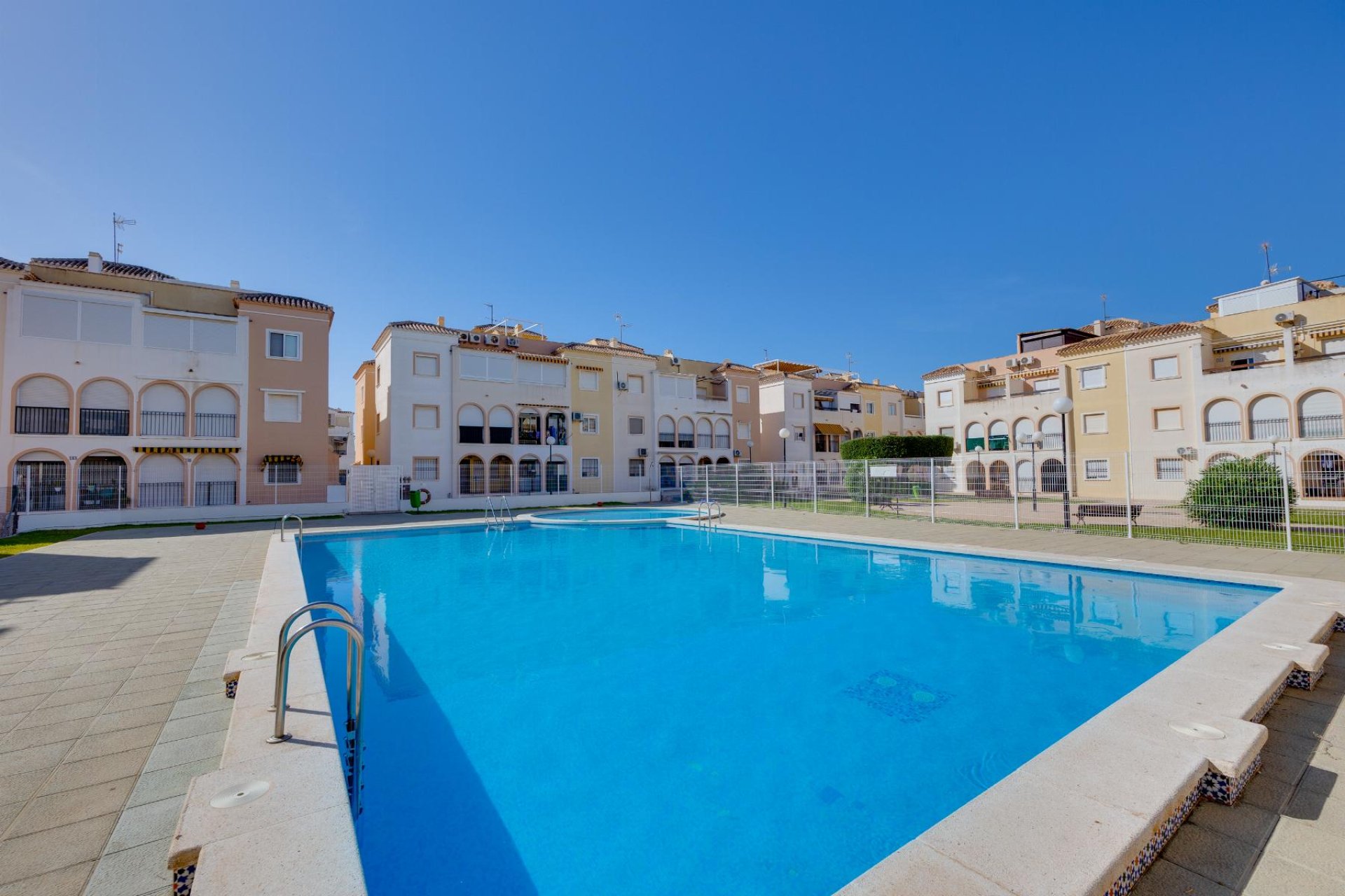 Revânzare - Bungalou -
Torrevieja - Costa Blanca