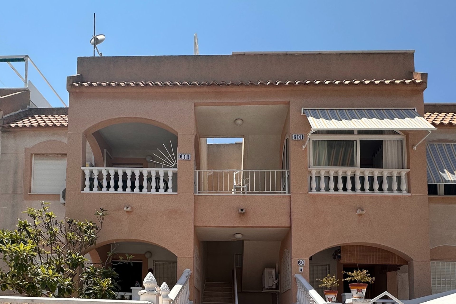 Revânzare - Bungalou -
Torrevieja - Costa Blanca