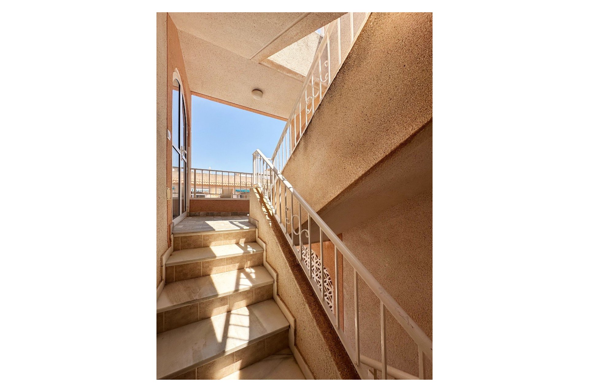 Revânzare - Bungalou -
Torrevieja - Costa Blanca