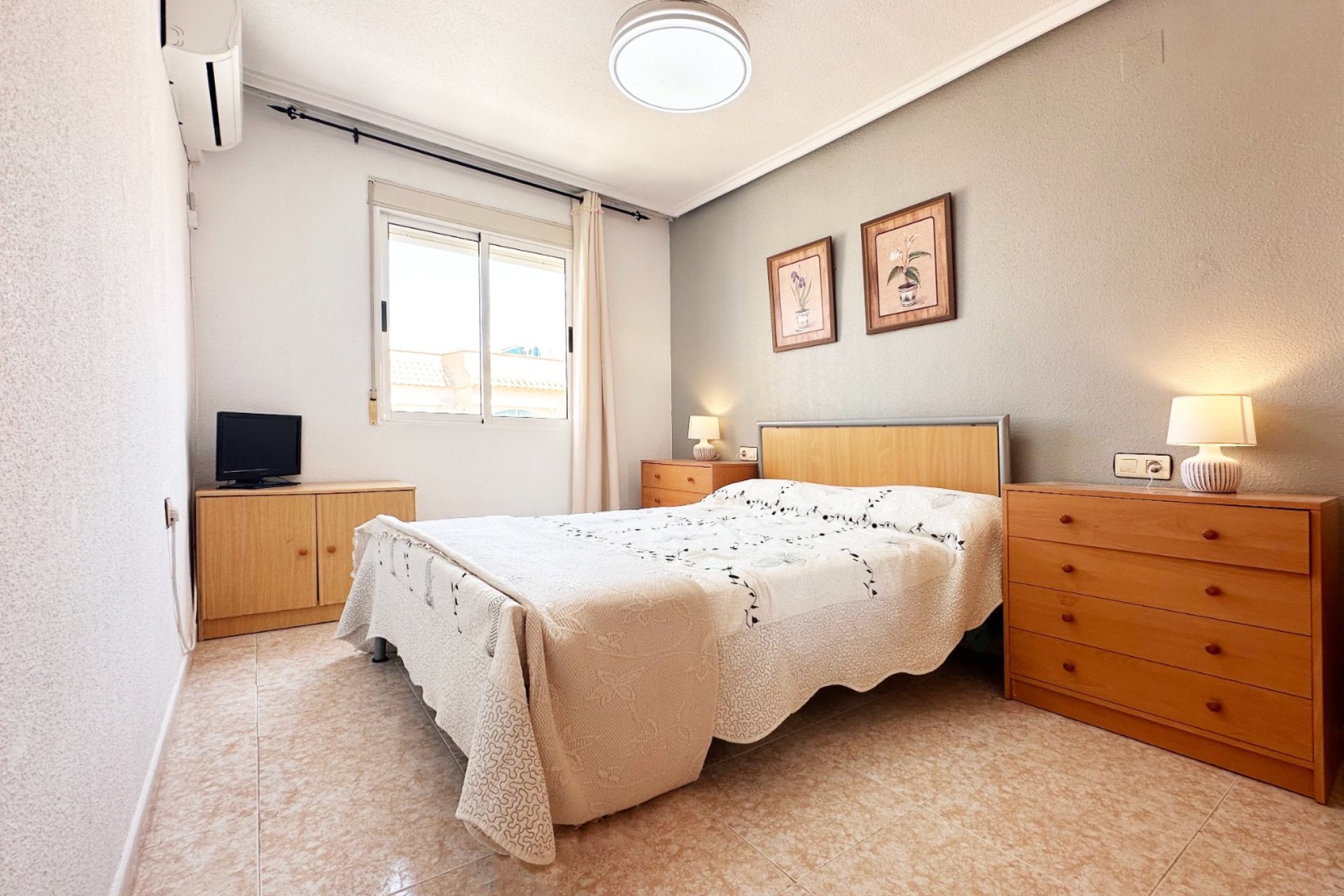 Revânzare - Bungalou -
Torrevieja - Costa Blanca