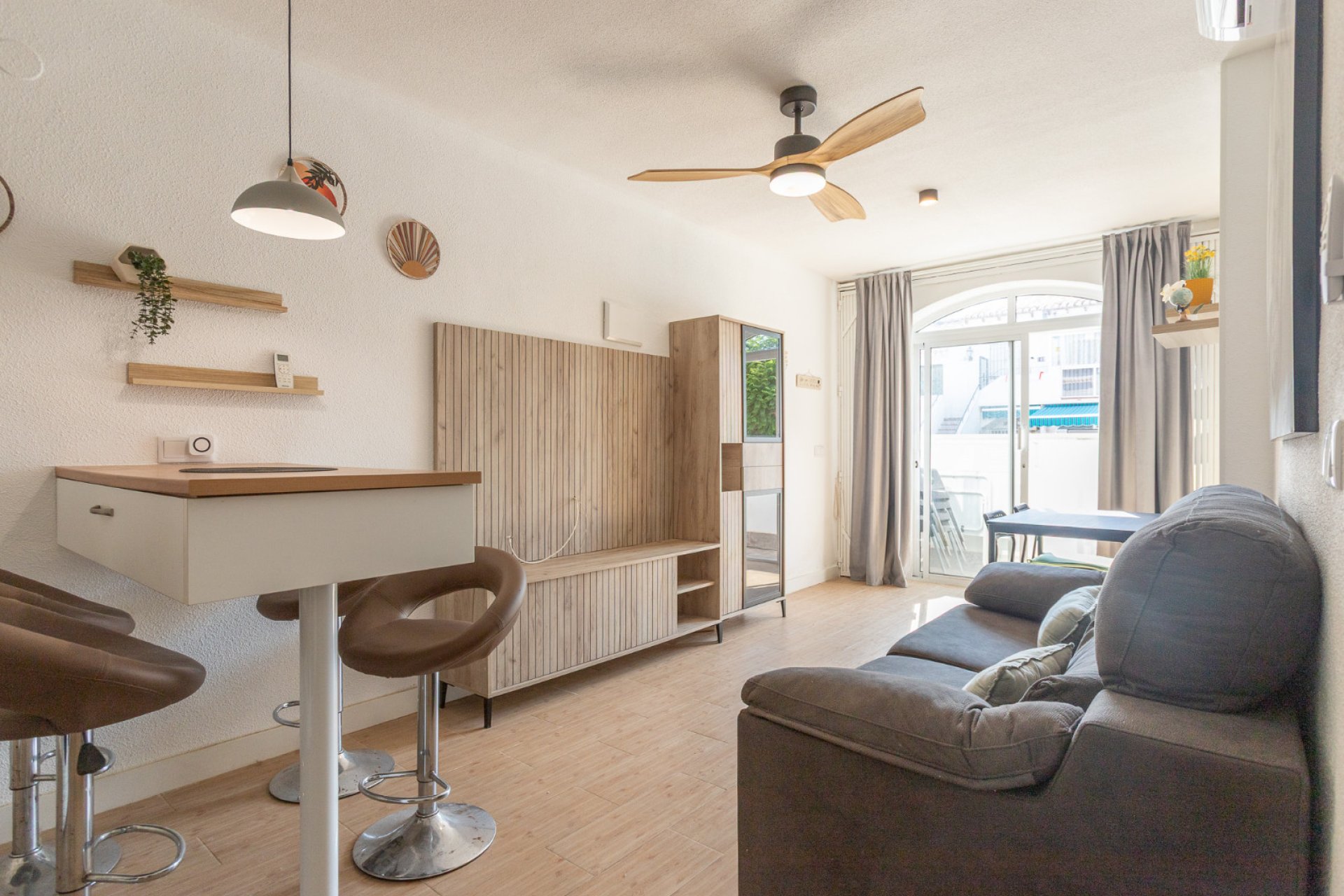 Revânzare - Bungalou -
Torrevieja - Costa Blanca