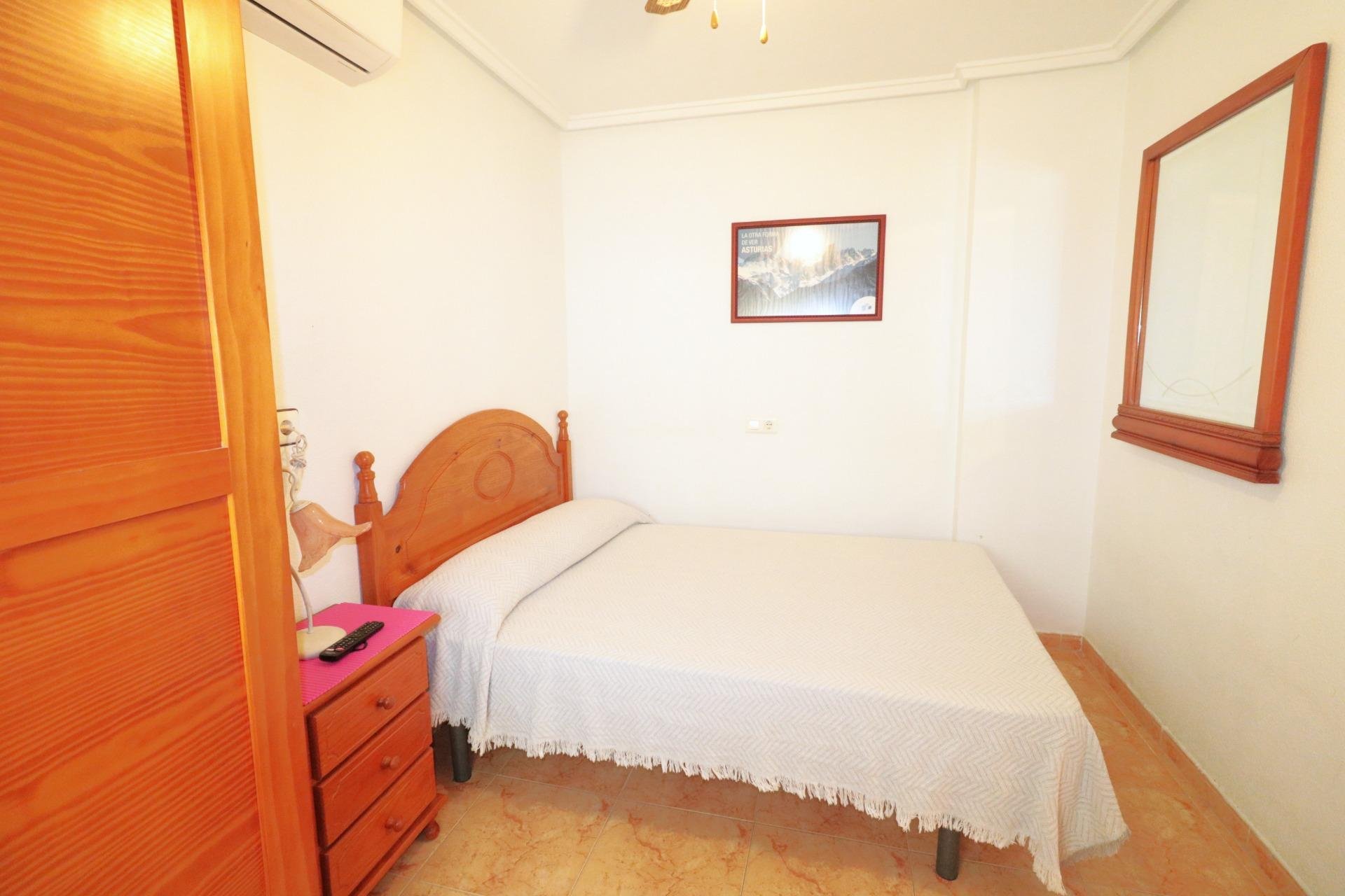 Revânzare - Bungalou -
Torrevieja - El Limonar