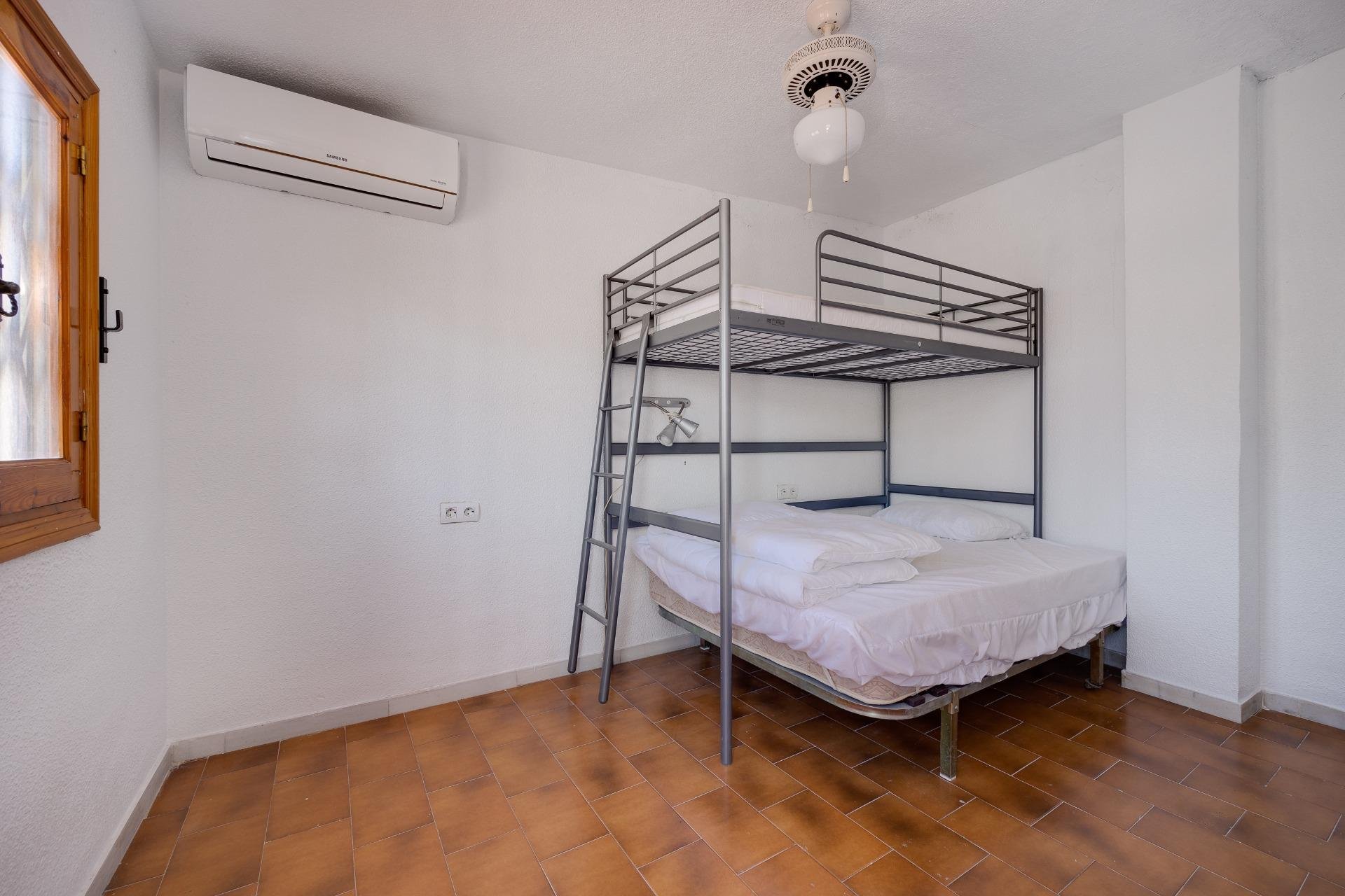 Revânzare - Bungalou -
Torrevieja - La Mata