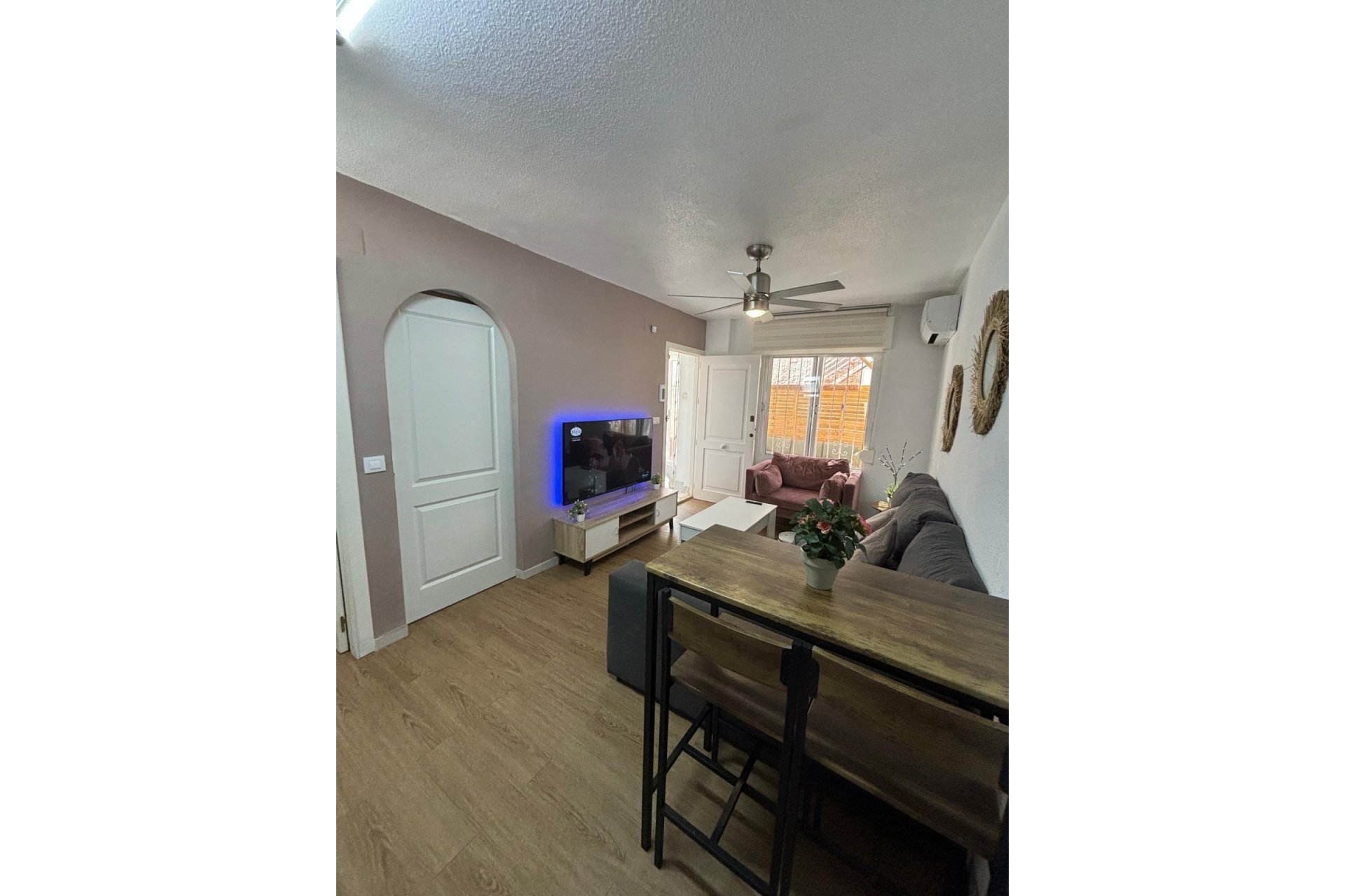 Revânzare - Bungalou -
Torrevieja - Los Balcones