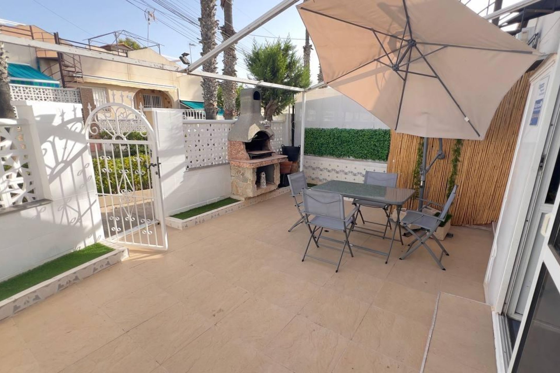 Revânzare - Bungalou -
Torrevieja - Los Balcones