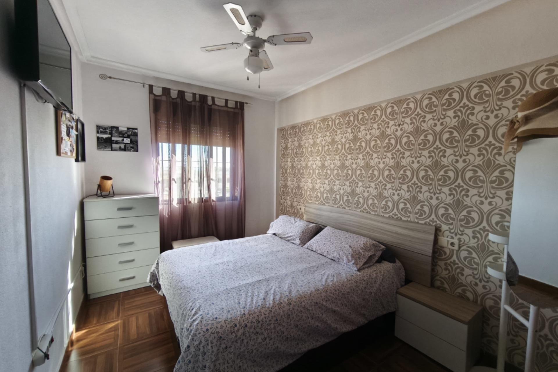 Revânzare - Bungalou -
Torrevieja - Parque Acuático - Sector 25