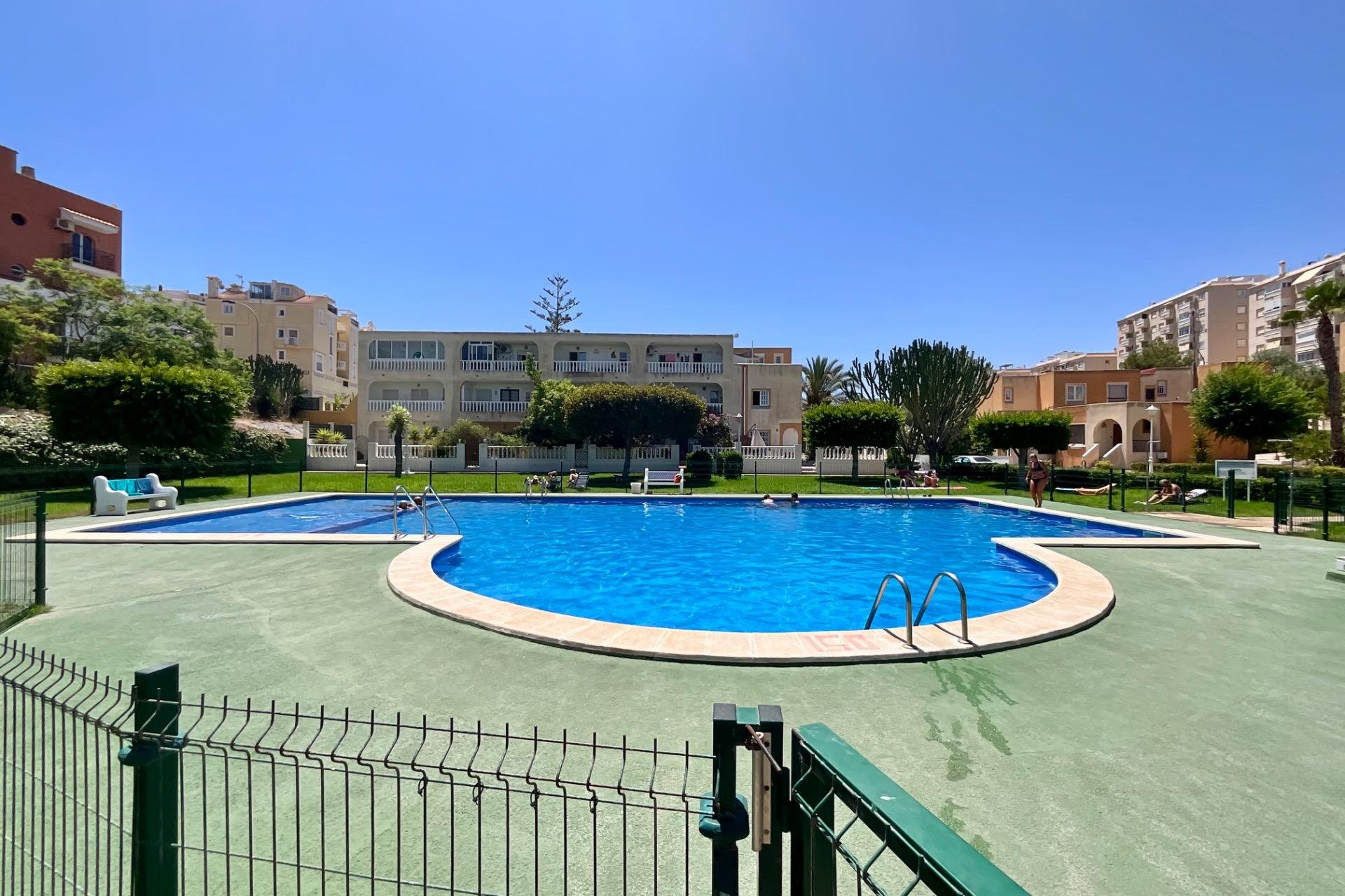 Revânzare - Bungalou -
Torrevieja - Torreblanca