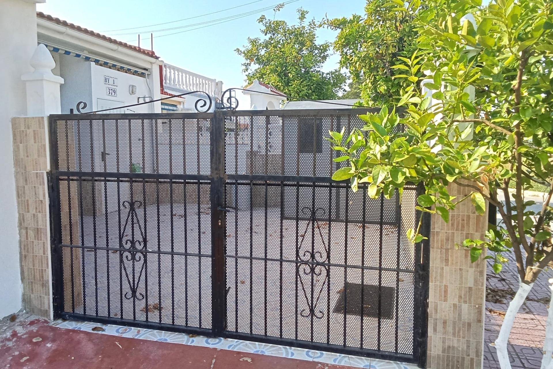 Revânzare - Bungalou -
Torrevieja - Torretas