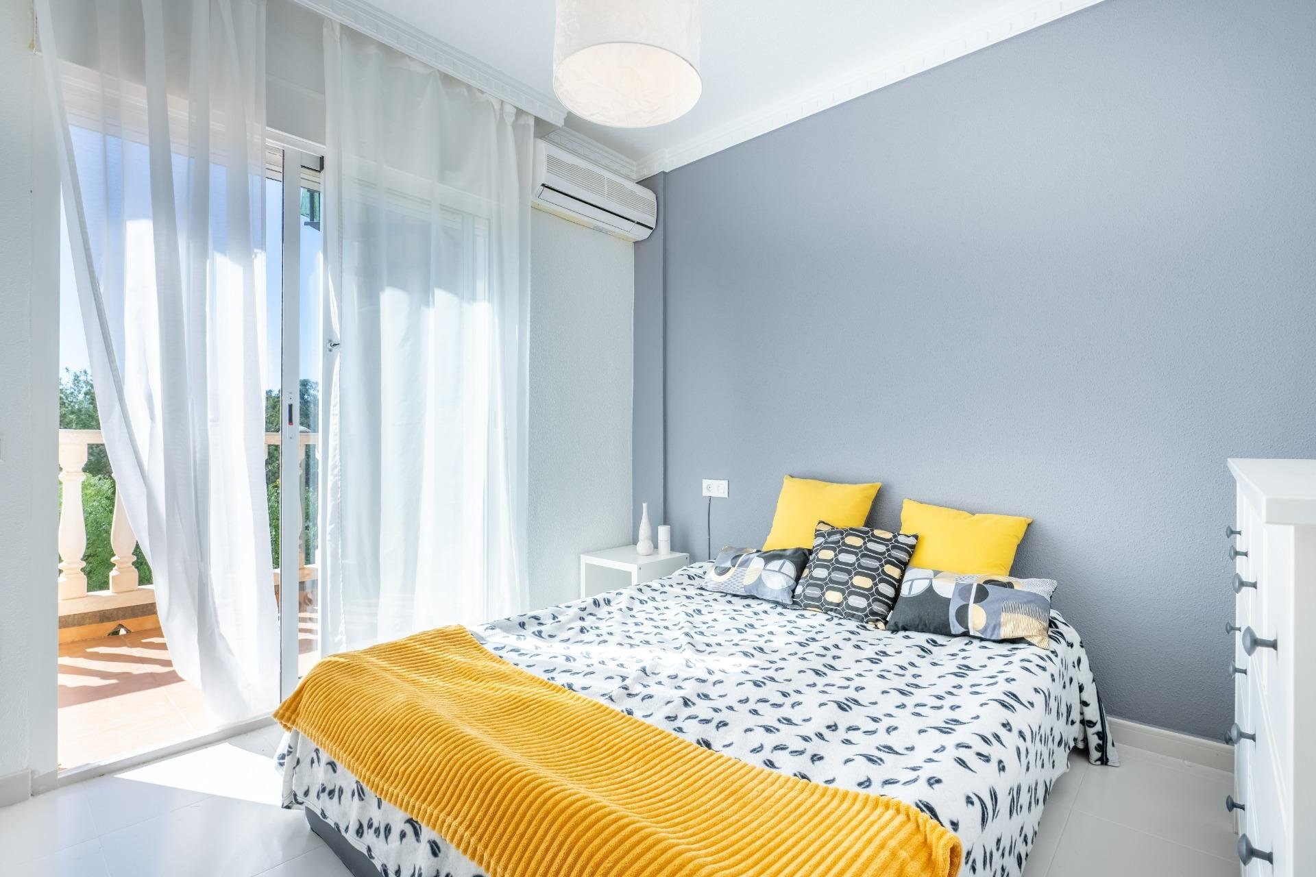 Revânzare - Duplex -
Algorfa - Comunidad Valenciana