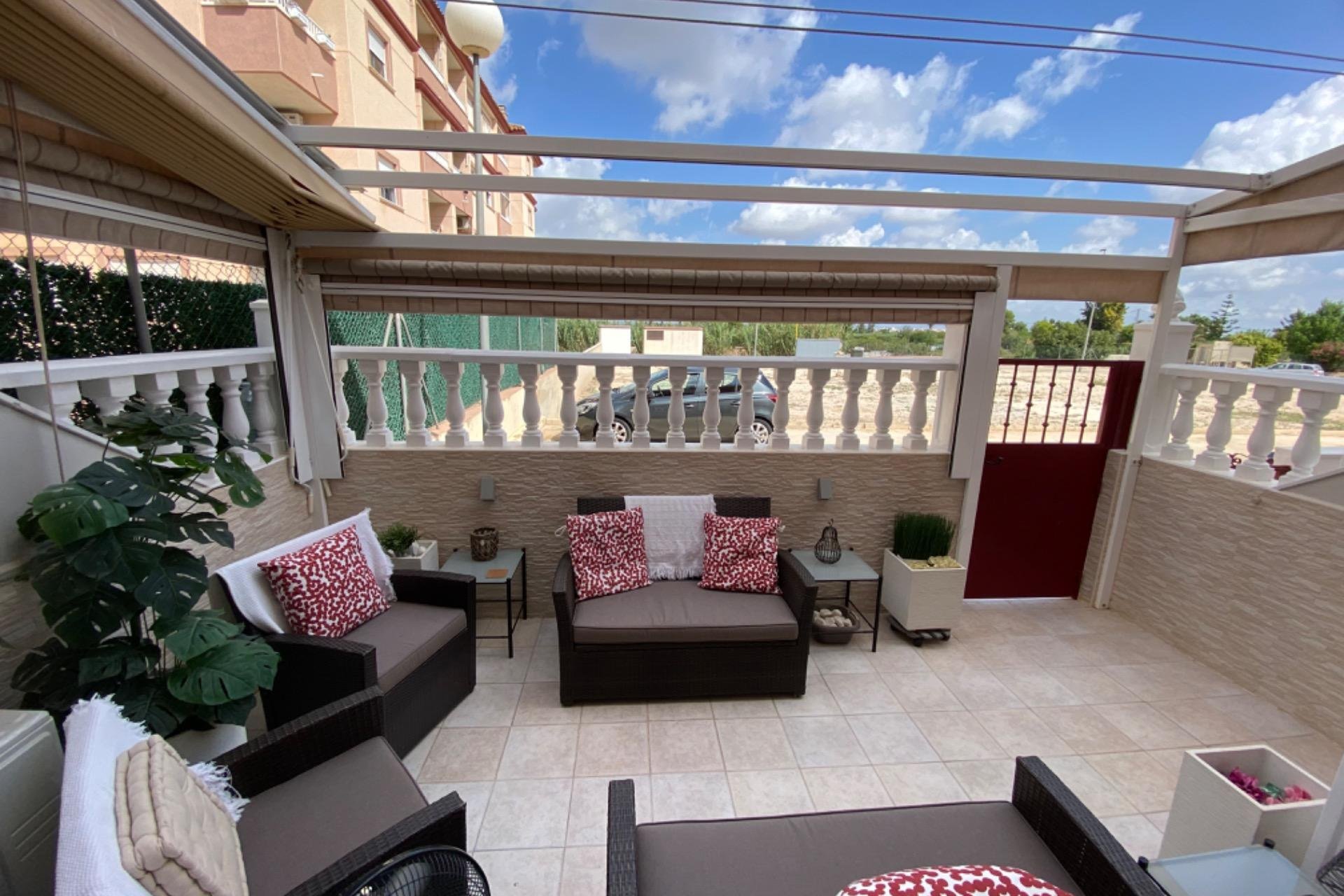 Revânzare - Duplex -
Algorfa