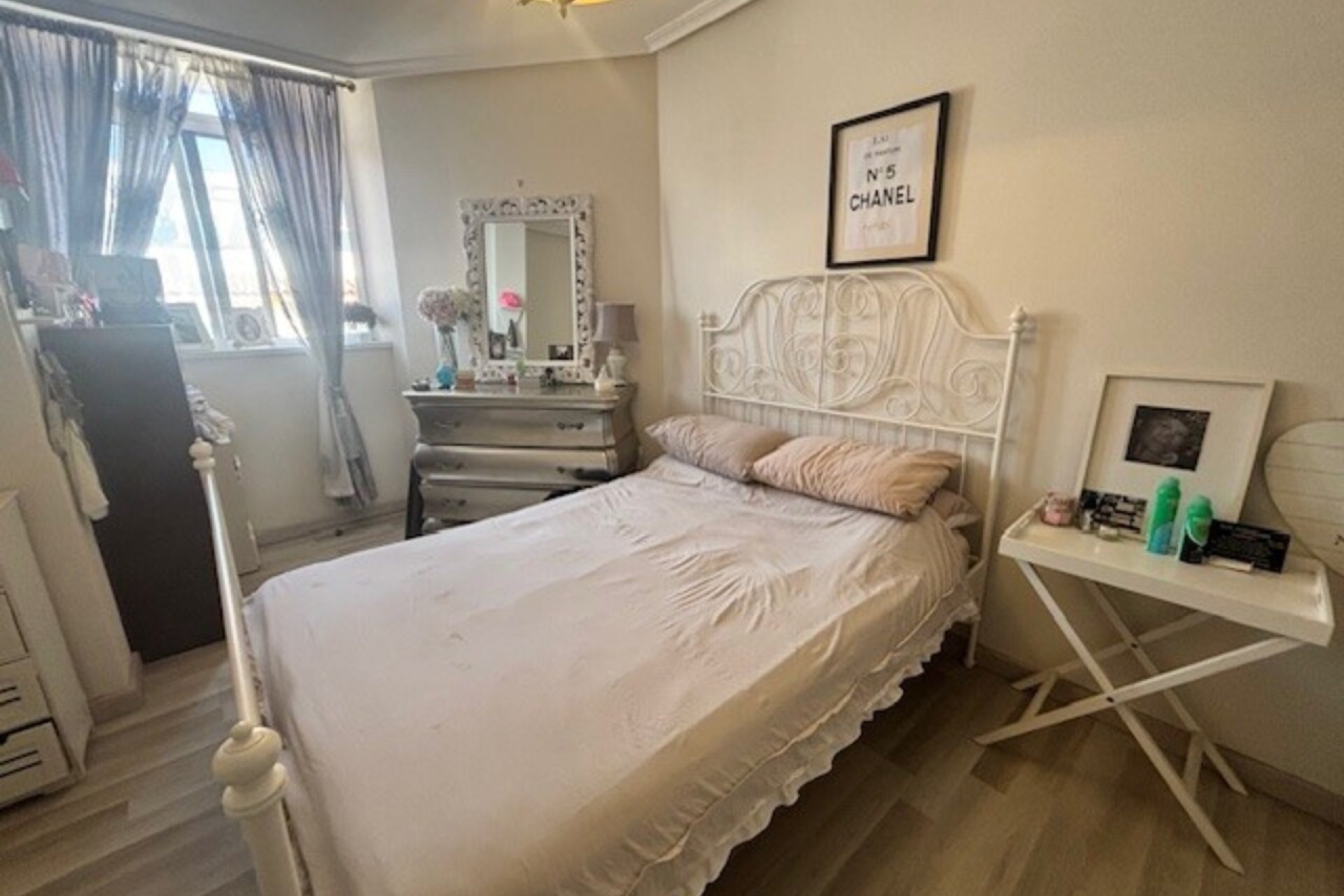 Revânzare - Duplex -
La Florida - Inland