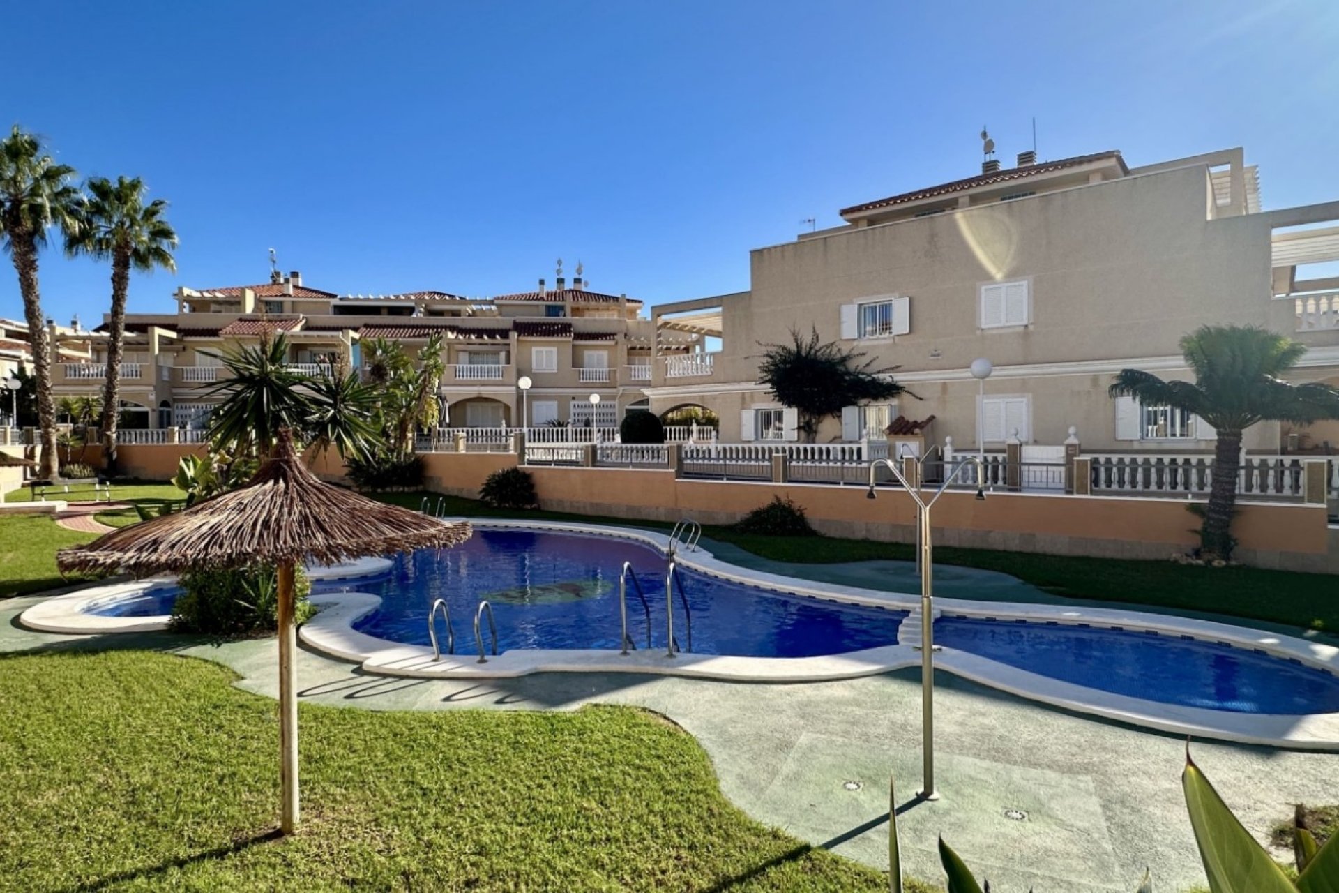 Revânzare - Duplex -
Orihuela Costa - Costa Blanca