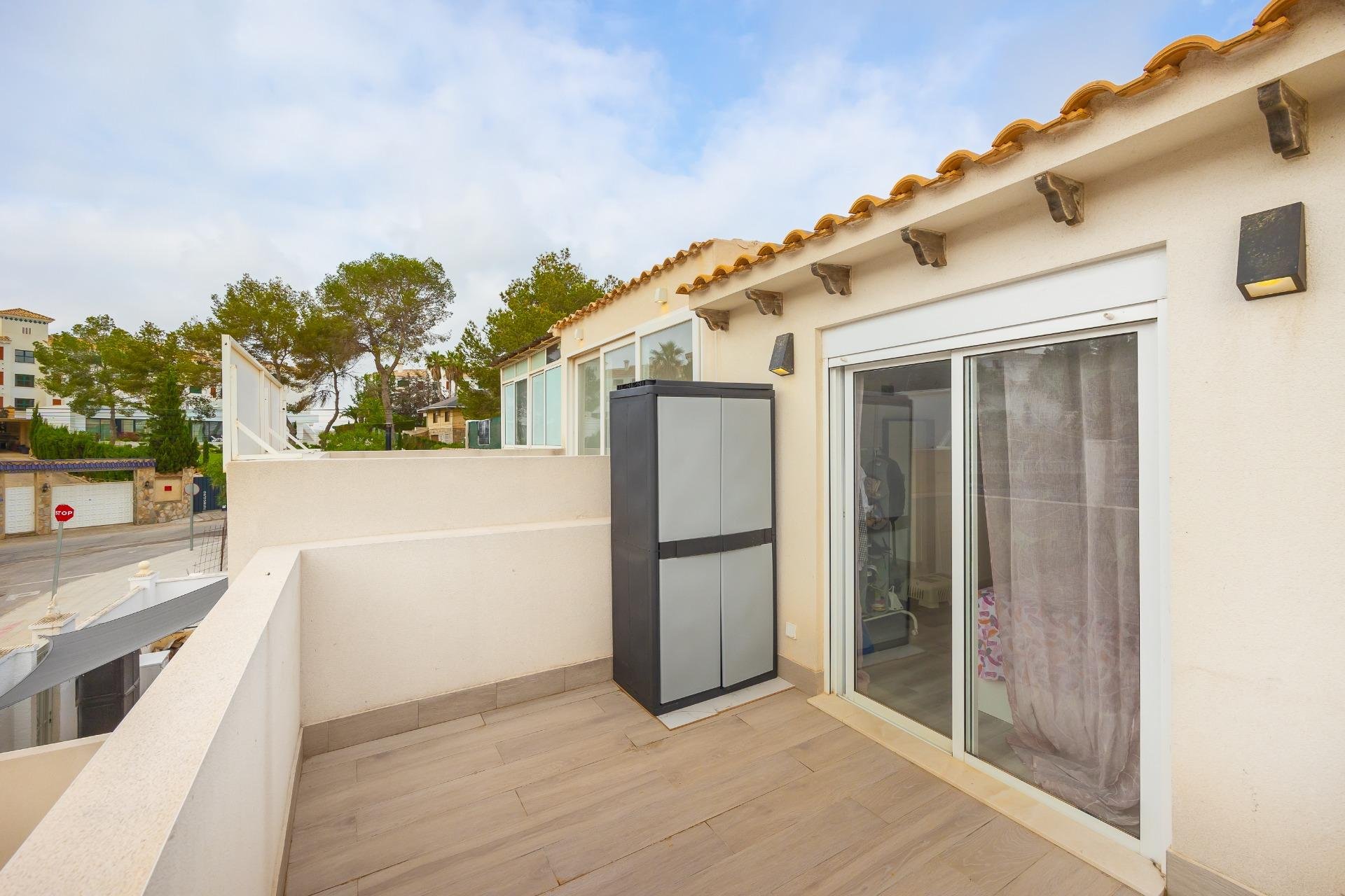 Revânzare - Duplex -
Orihuela Costa - Las Filipinas