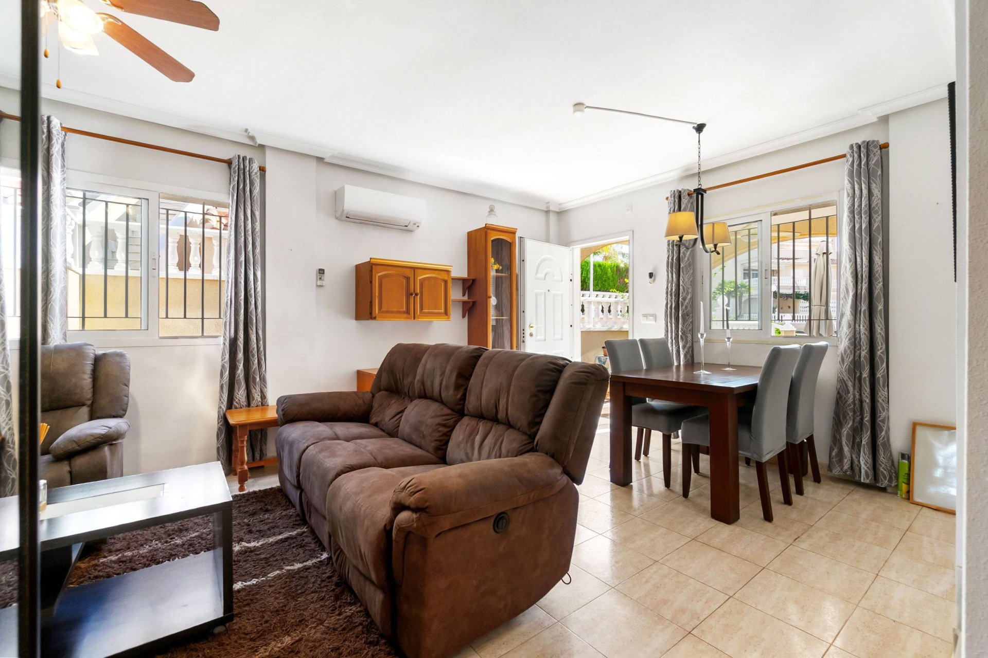 Revânzare - Duplex -
Orihuela Costa - Playa Flamenca