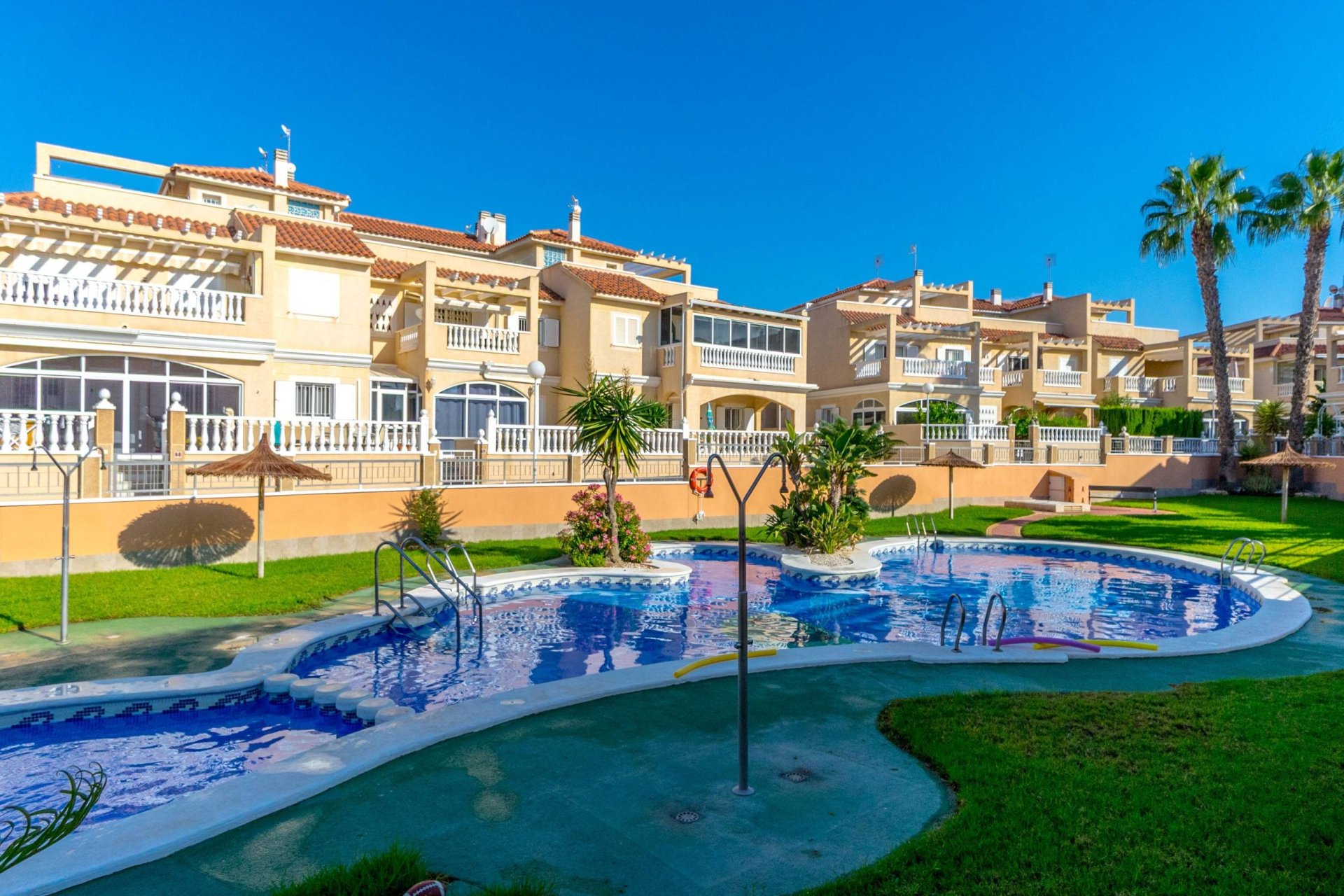 Revânzare - Duplex -
Orihuela Costa - Playa Flamenca