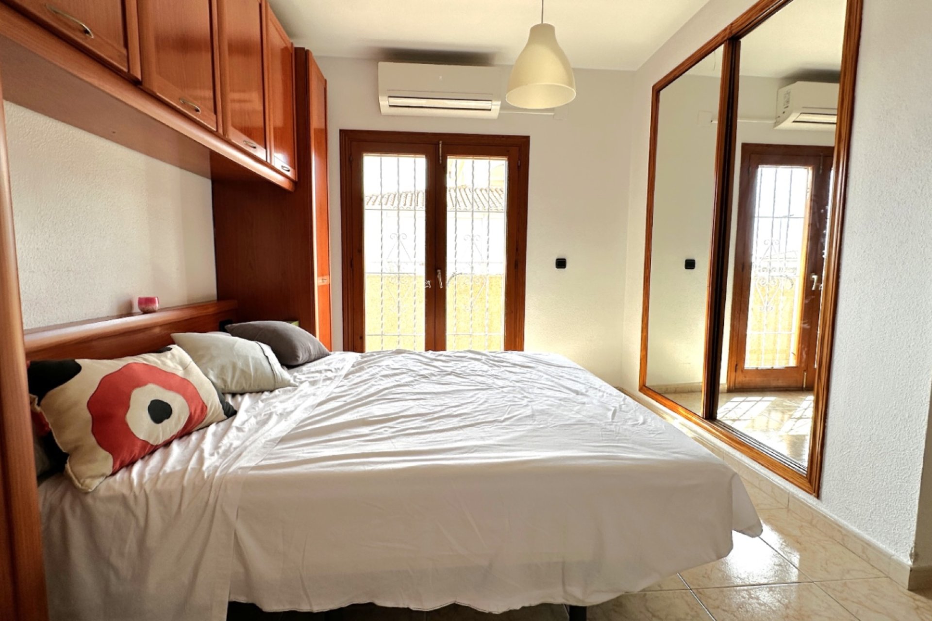 Revânzare - Duplex -
Orihuela - Inland